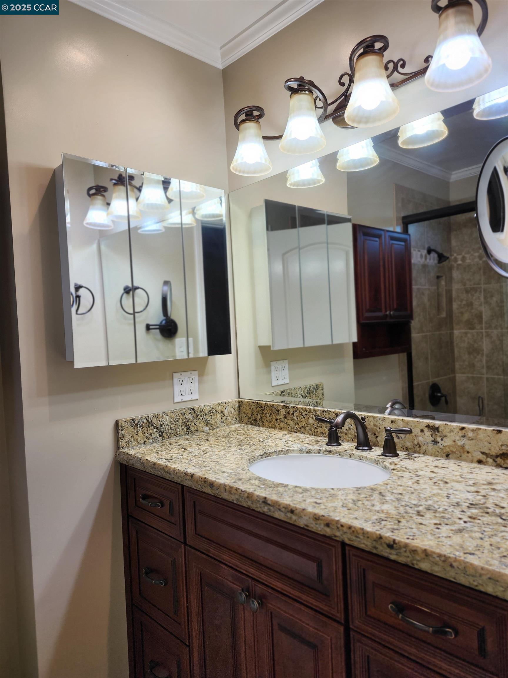 Detail Gallery Image 19 of 35 For 312 Wildcroft Dr, Martinez,  CA 94553 - 3 Beds | 2/1 Baths