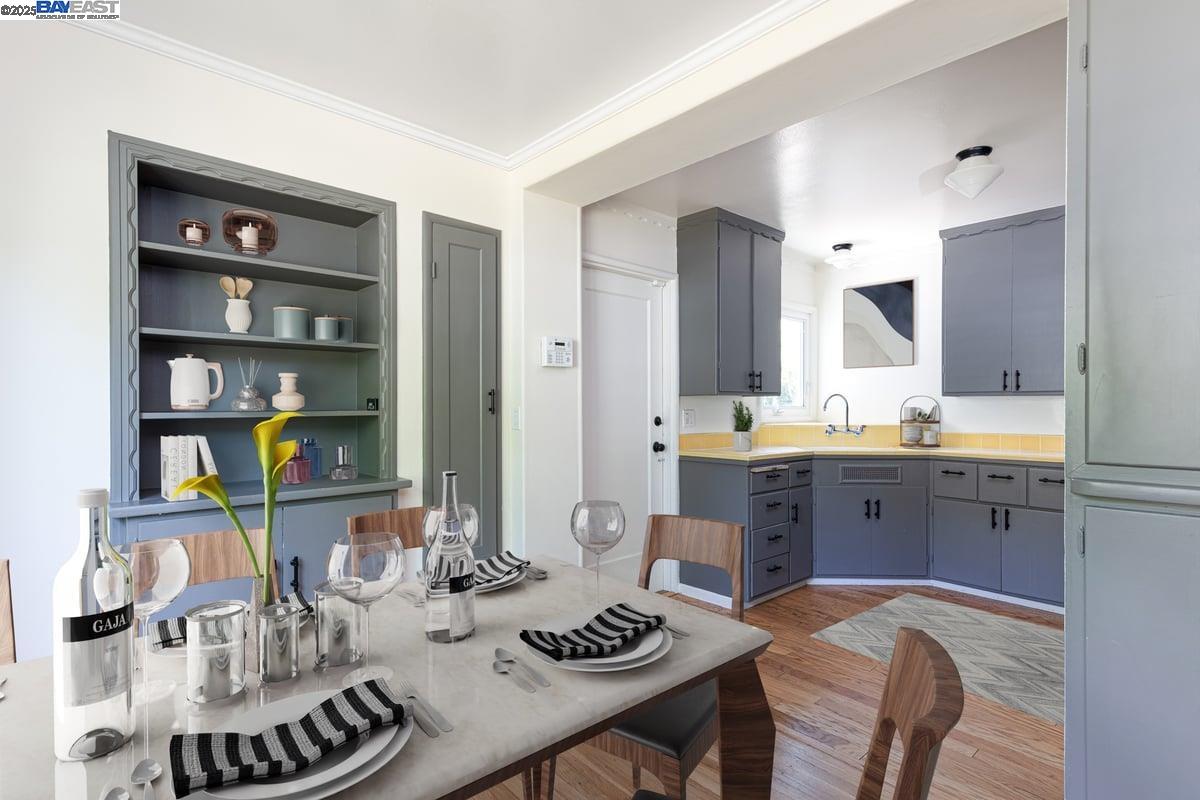 Detail Gallery Image 7 of 20 For 130 Marlow Dr, Oakland,  CA 94605 - 2 Beds | 1 Baths