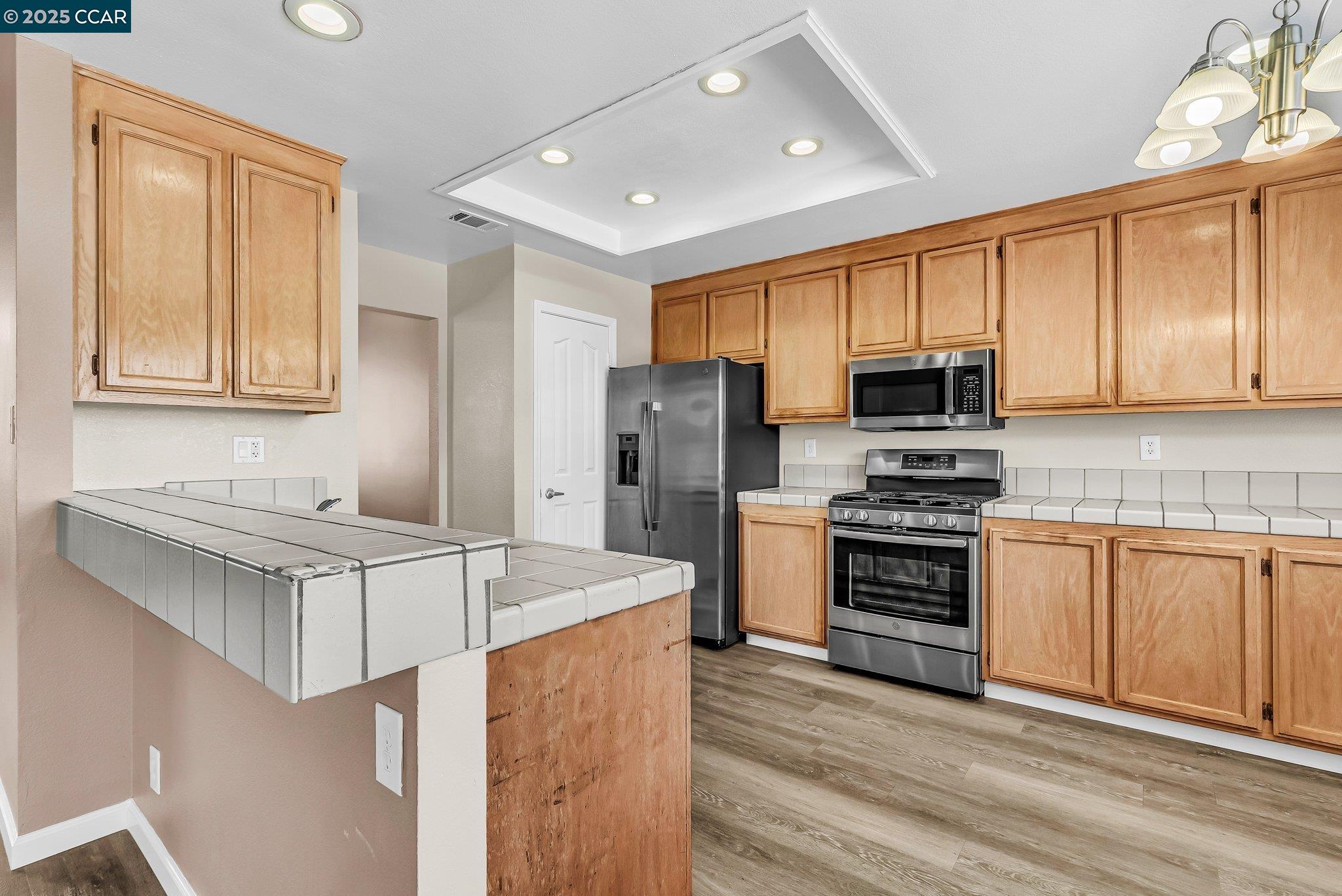 Detail Gallery Image 13 of 34 For 800 Gazebo Ct, Suisun City,  CA 94585 - 3 Beds | 2 Baths