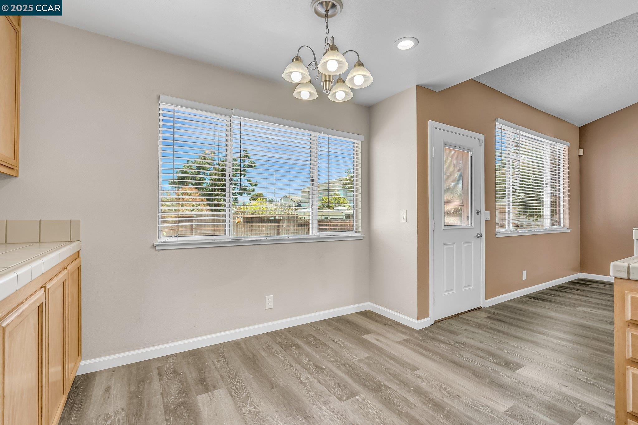 Detail Gallery Image 17 of 34 For 800 Gazebo Ct, Suisun City,  CA 94585 - 3 Beds | 2 Baths