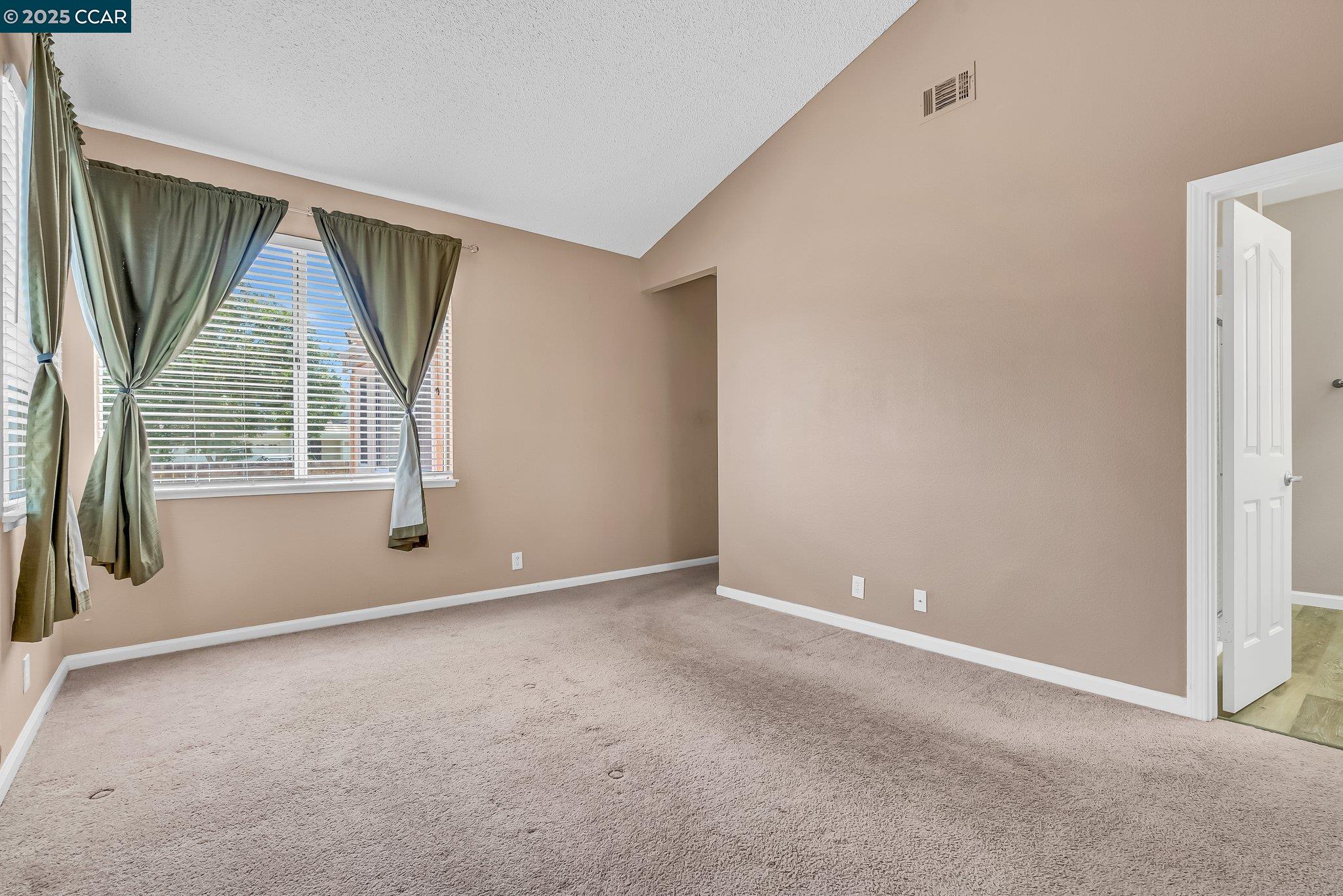 Detail Gallery Image 24 of 34 For 800 Gazebo Ct, Suisun City,  CA 94585 - 3 Beds | 2 Baths