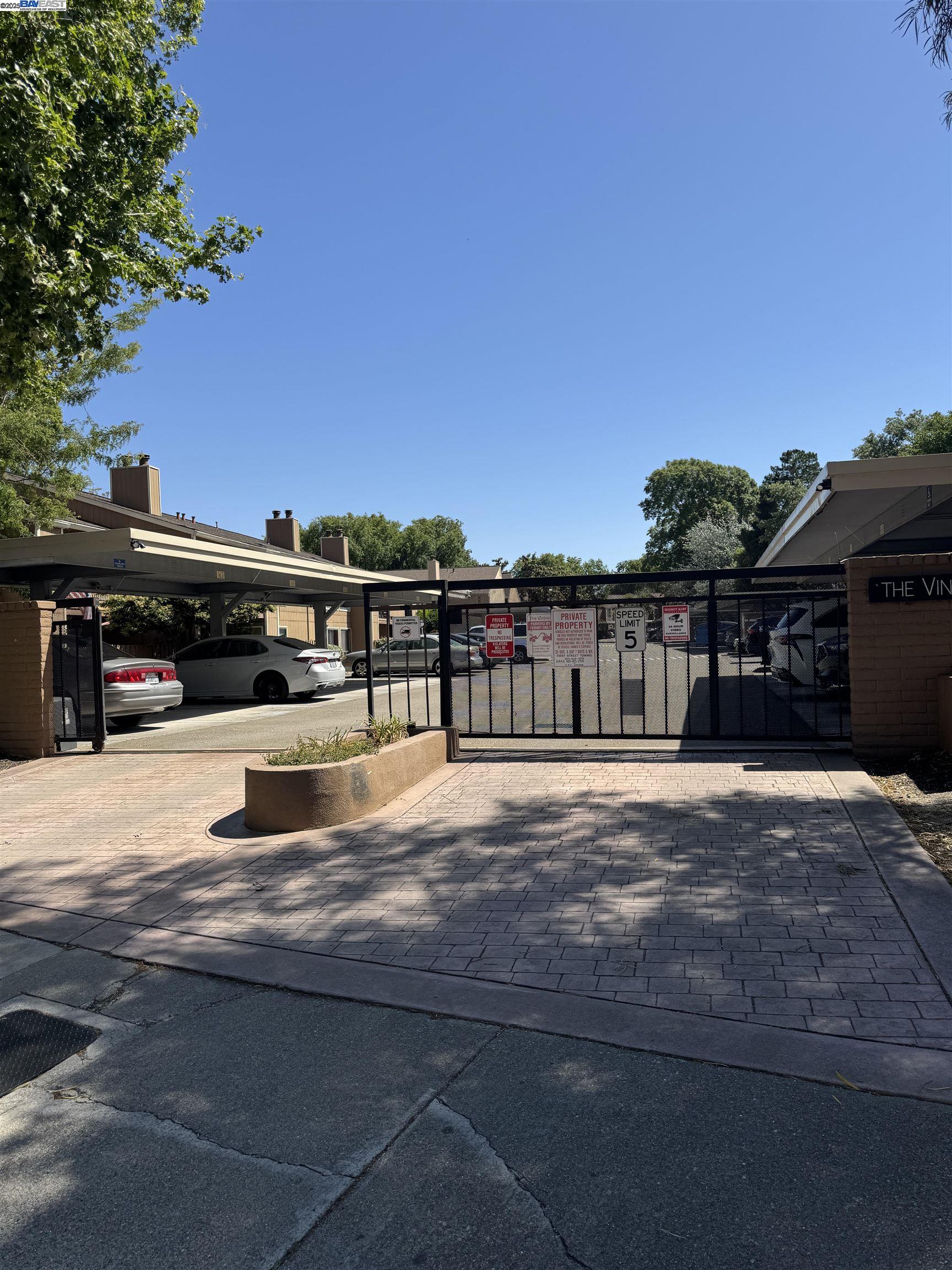 Photo #3: 41100894 Listing 