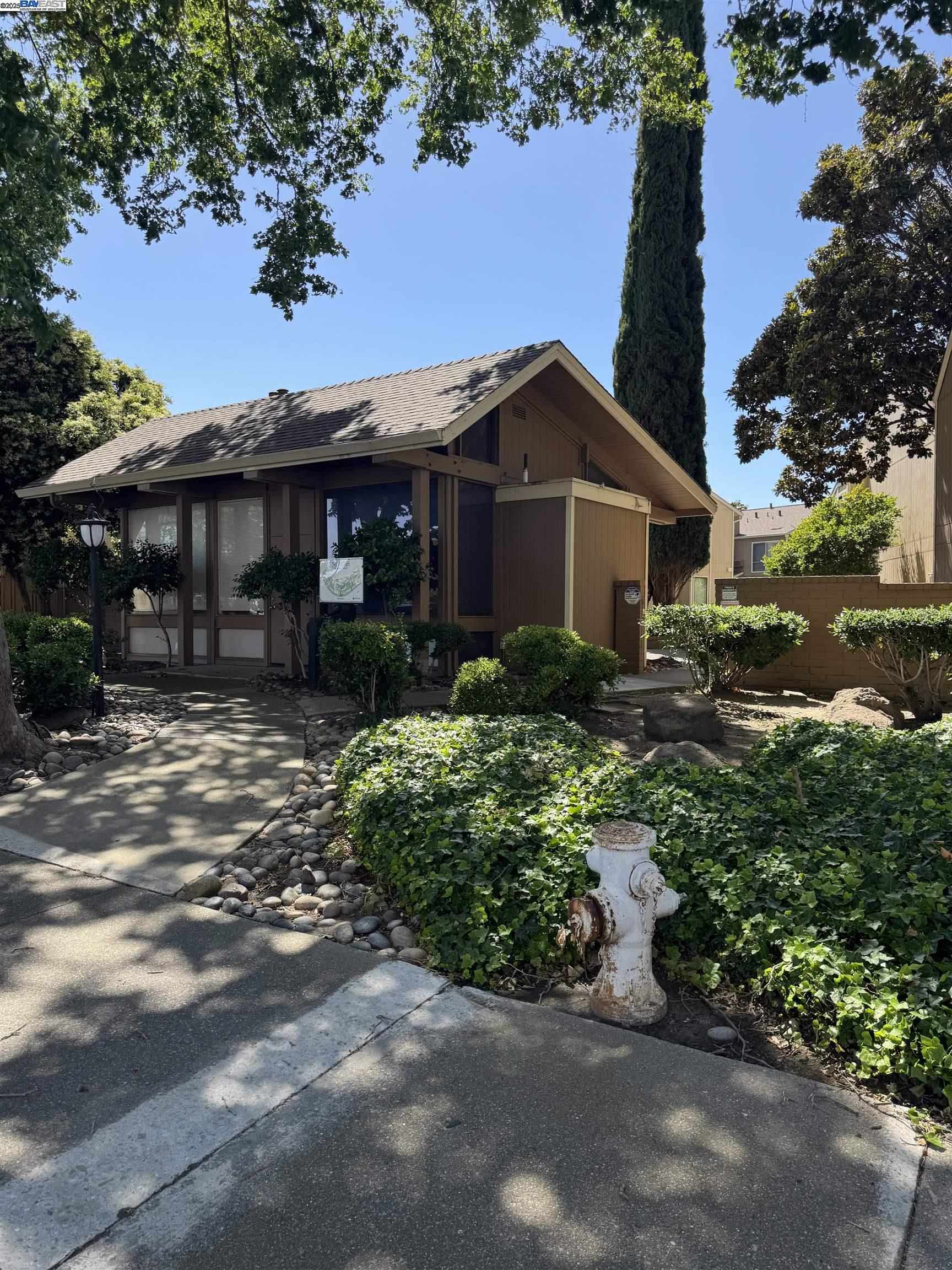Photo #5: 41100894 Listing 