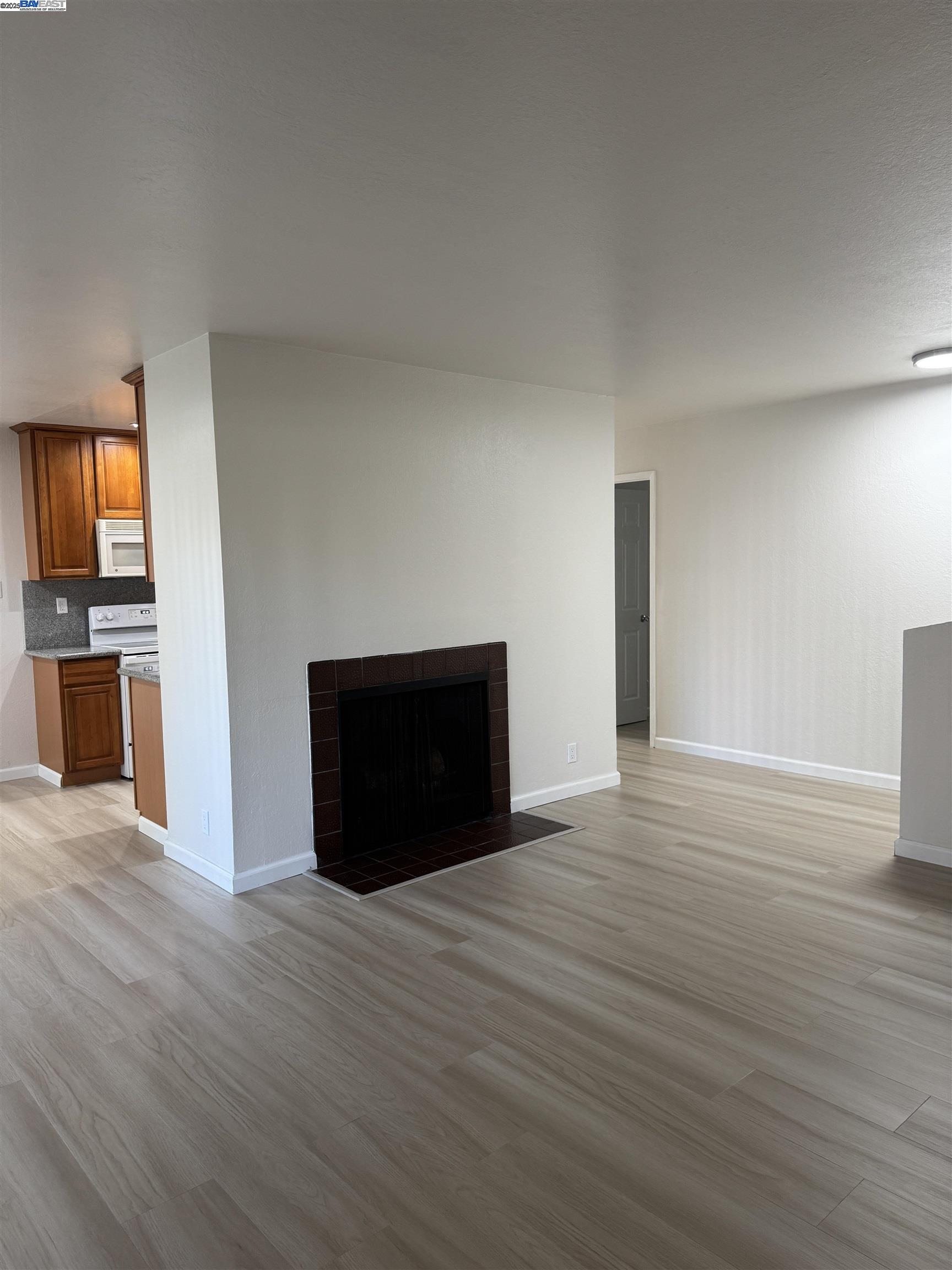 Photo #7: 41100894 Listing: Photo #7