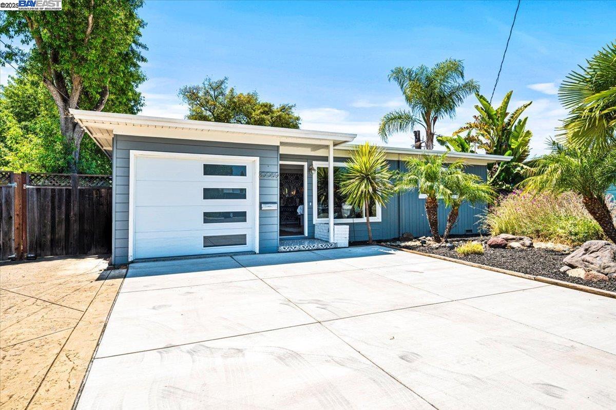 Thumbnail for 20089 Emerald Ct, Castro Valley, CA 94546