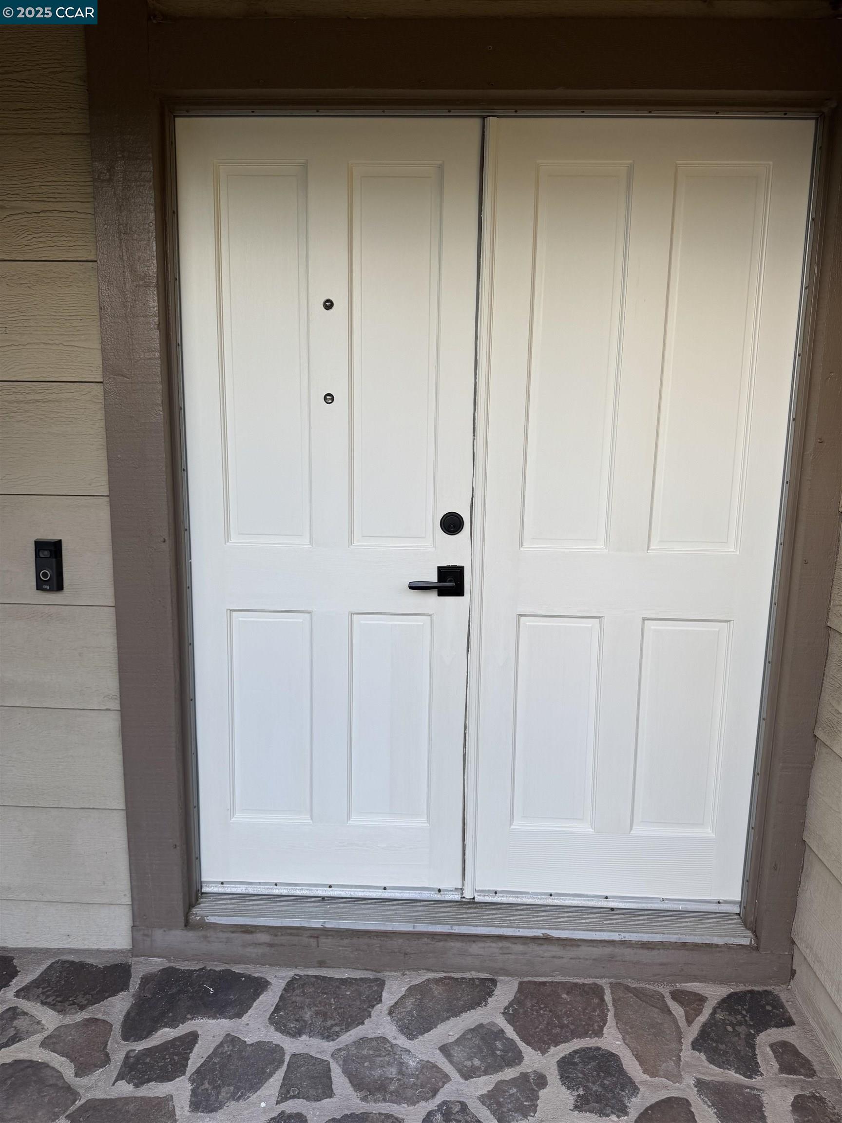 Detail Gallery Image 3 of 36 For 1181 Sunlight Circle, Concord,  CA 94518 - 4 Beds | 3 Baths