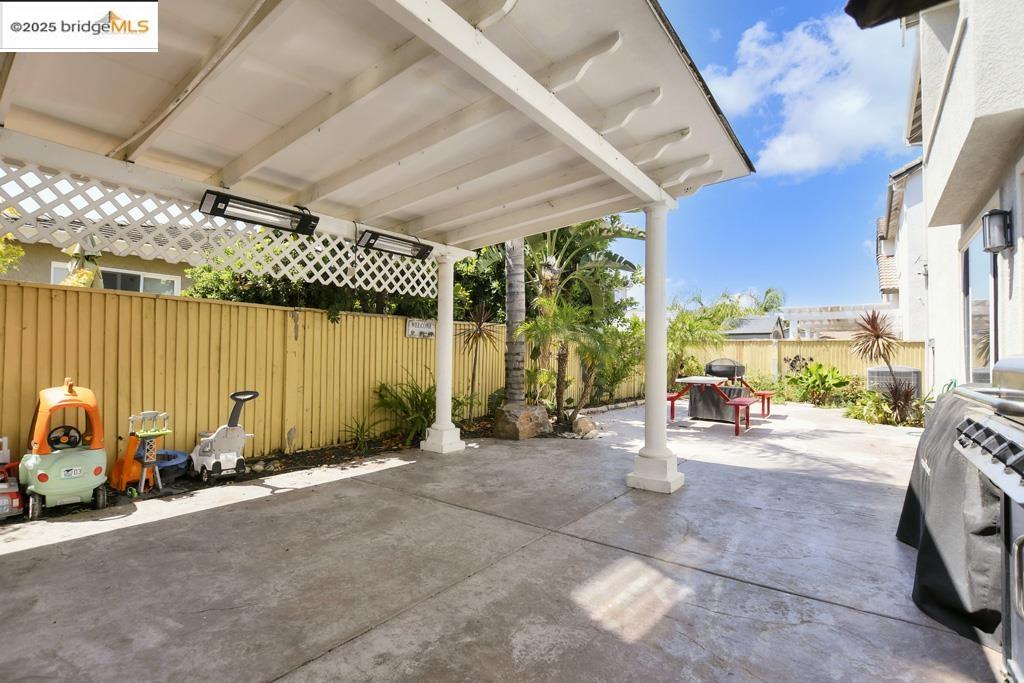 Detail Gallery Image 33 of 40 For 25 Solitude Ct, Oakley,  CA 94561 - 4 Beds | 2/1 Baths