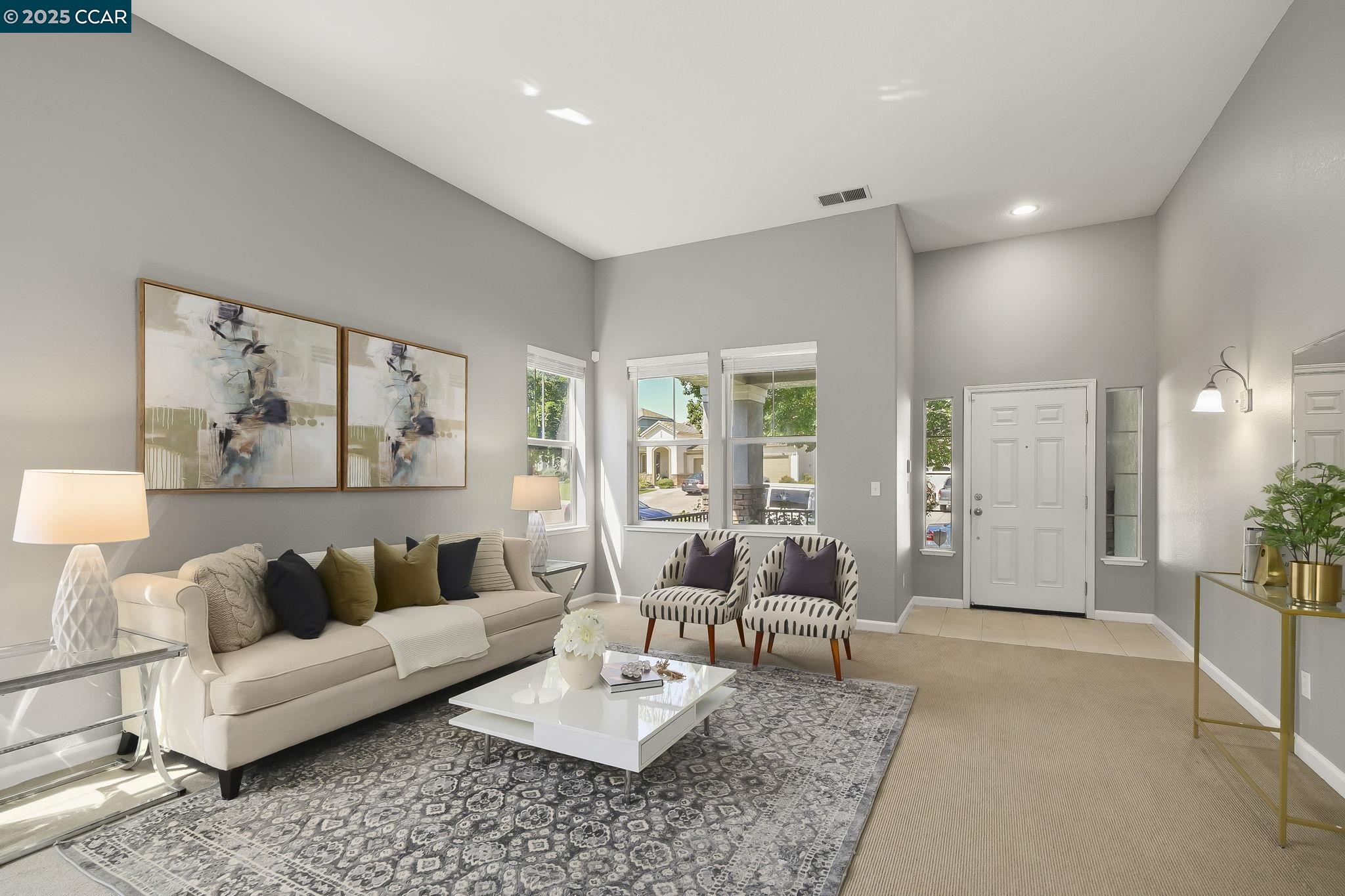Detail Gallery Image 5 of 28 For 2621 Carson Way, Antioch,  CA 94531 - 5 Beds | 3 Baths