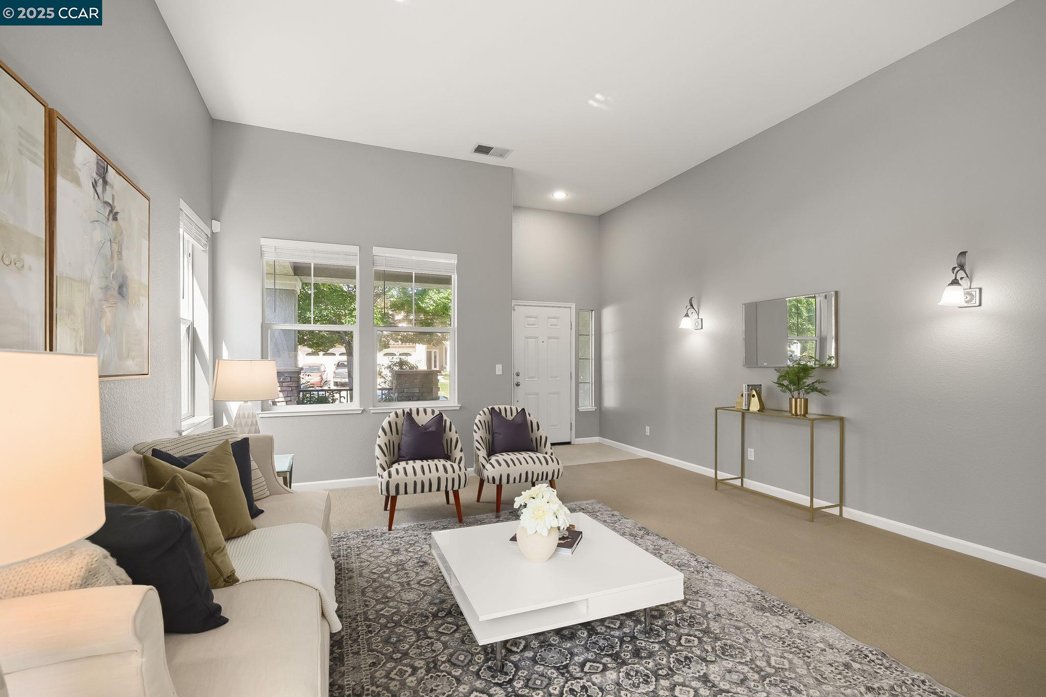 Detail Gallery Image 6 of 28 For 2621 Carson Way, Antioch,  CA 94531 - 5 Beds | 3 Baths