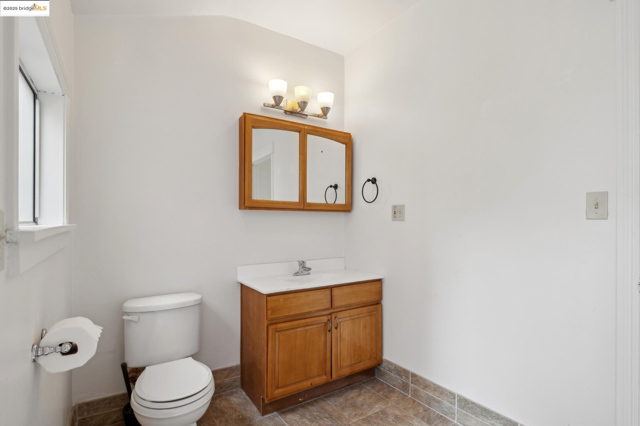 Detail Gallery Image 21 of 58 For 1718 Bancroft Way, Berkeley,  CA 94703 - – Beds | – Baths