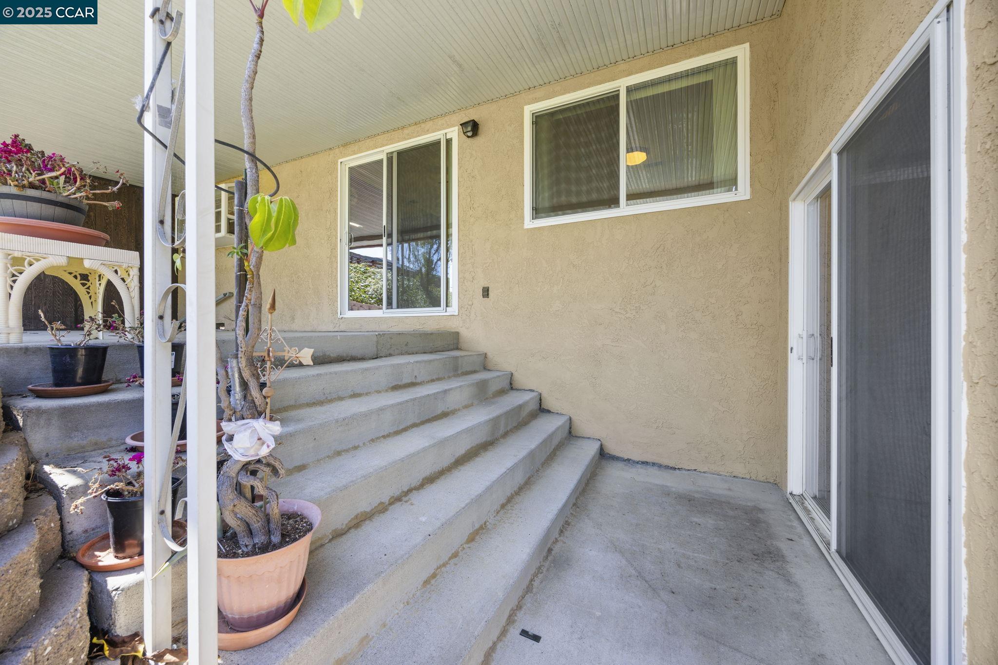 Detail Gallery Image 35 of 35 For 231 Barcelona St, Vallejo,  CA 94591 - 4 Beds | 3 Baths