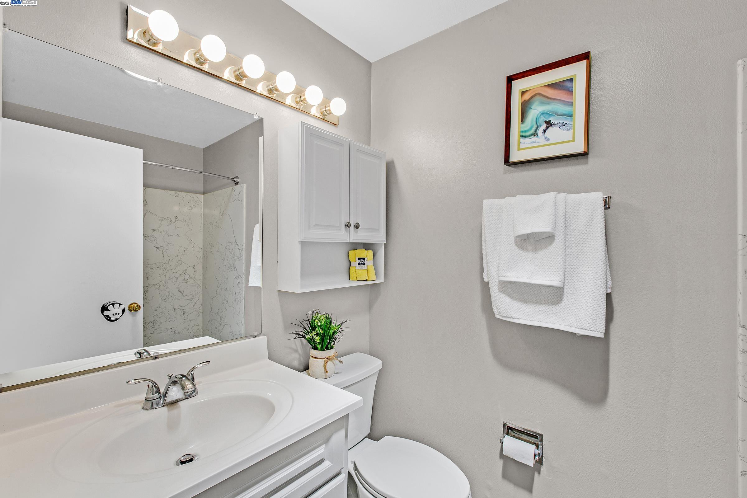 Detail Gallery Image 17 of 29 For 1328 Star Bush Ln, San Jose,  CA 95118 - 3 Beds | 2 Baths