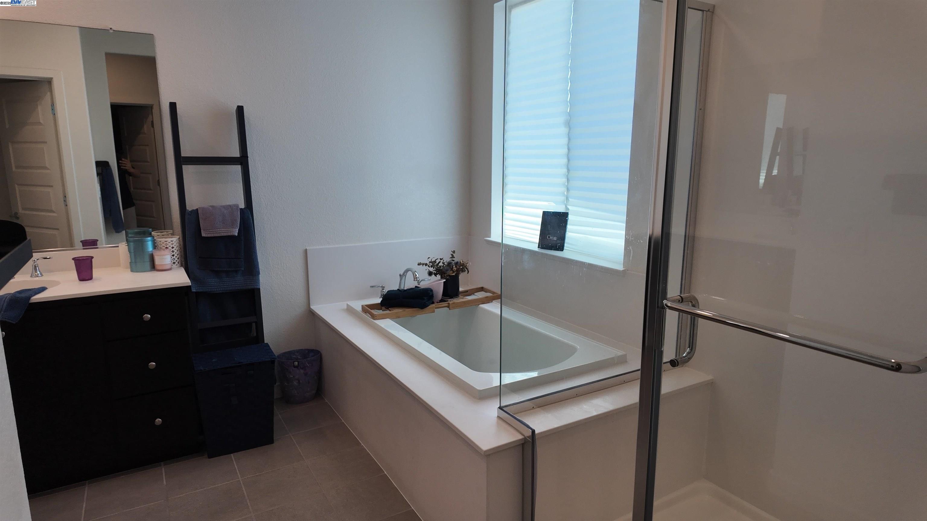 Detail Gallery Image 22 of 27 For 17516 Gemini Ct, Lathrop,  CA 95330 - 4 Beds | 3/1 Baths