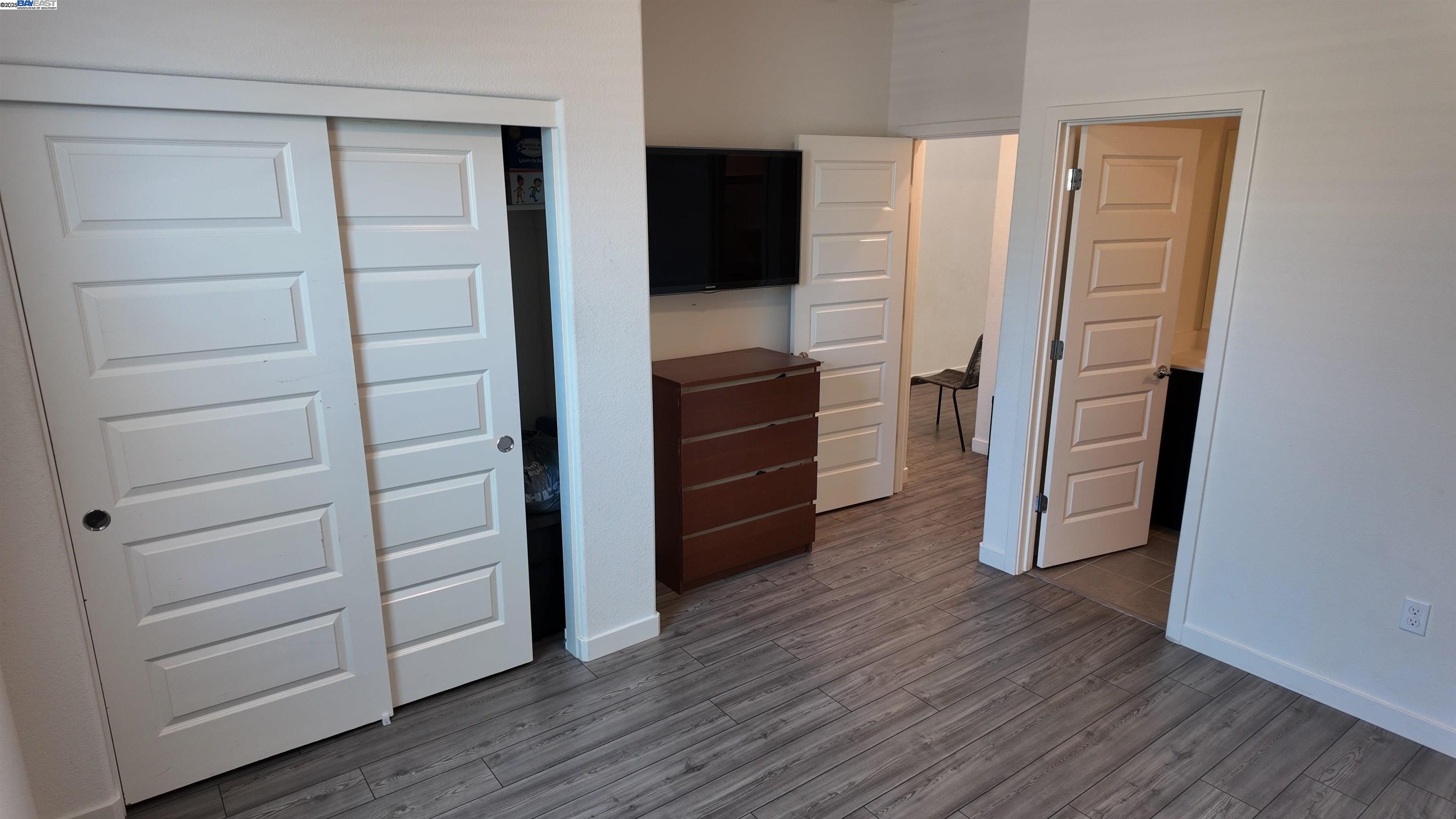 Detail Gallery Image 5 of 27 For 17516 Gemini Ct, Lathrop,  CA 95330 - 4 Beds | 3/1 Baths