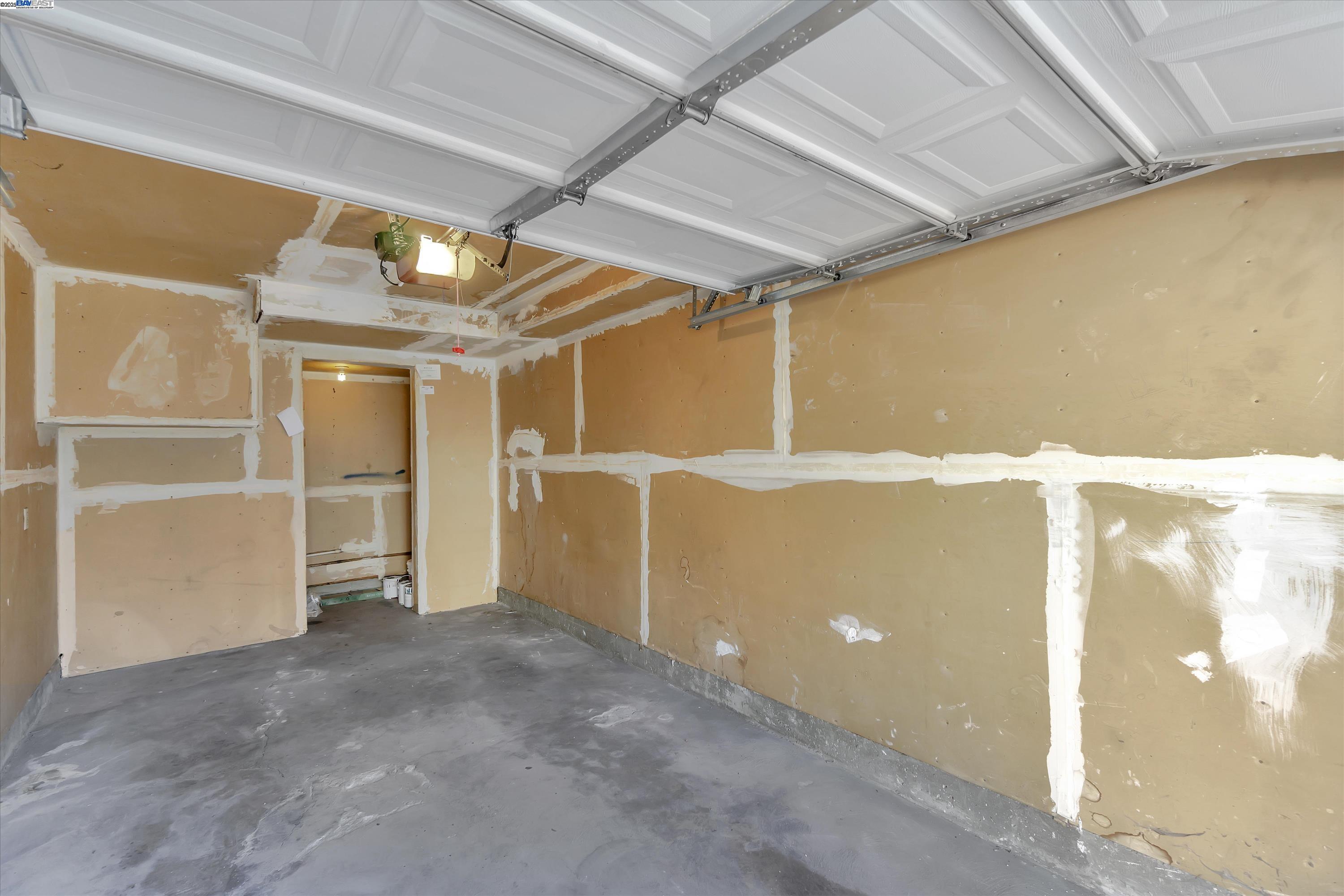 Photo #31: 41100926 Listing: Photo #31