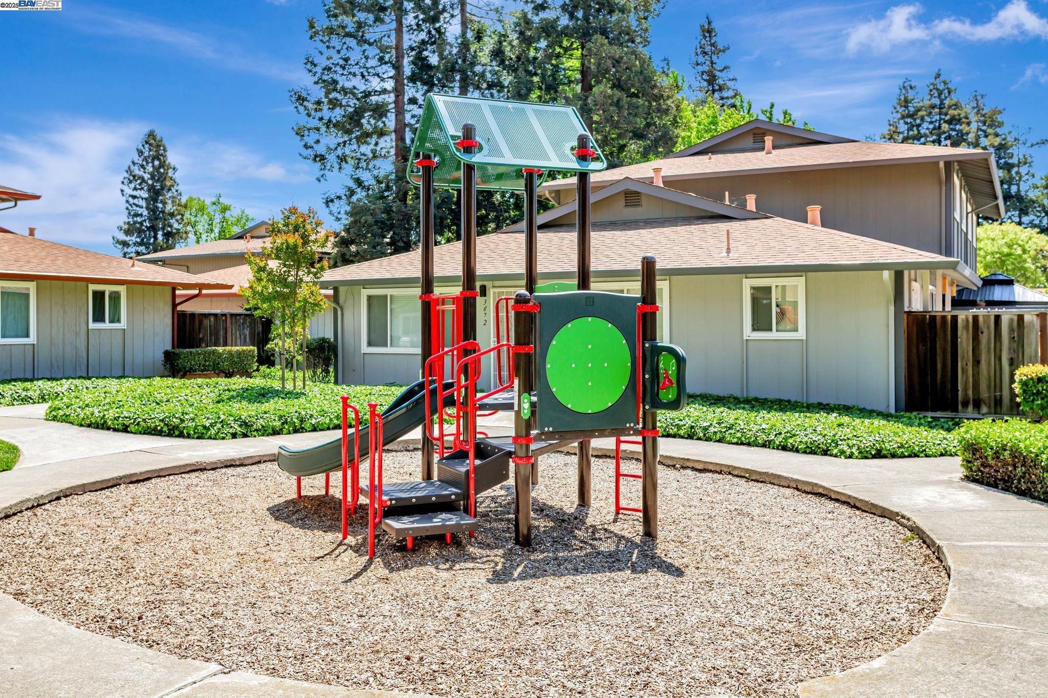 Detail Gallery Image 24 of 32 For 3570 Dalton Cmn, Fremont,  CA 94536 - 2 Beds | 1 Baths