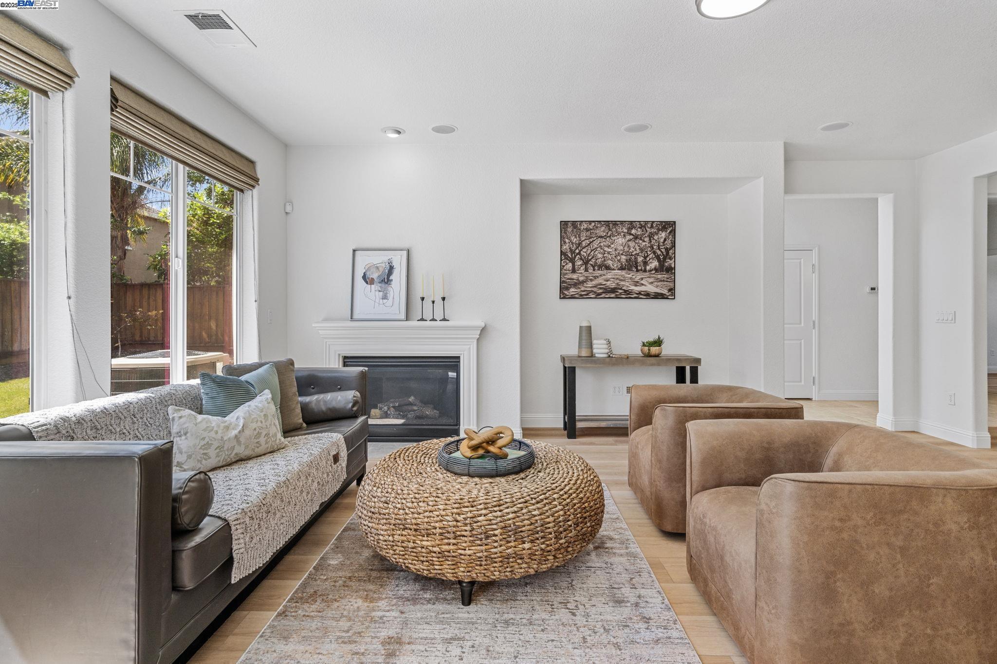 Detail Gallery Image 19 of 57 For 408 N Sierra Madre St, Mountain House,  CA 95391 - 4 Beds | 3 Baths