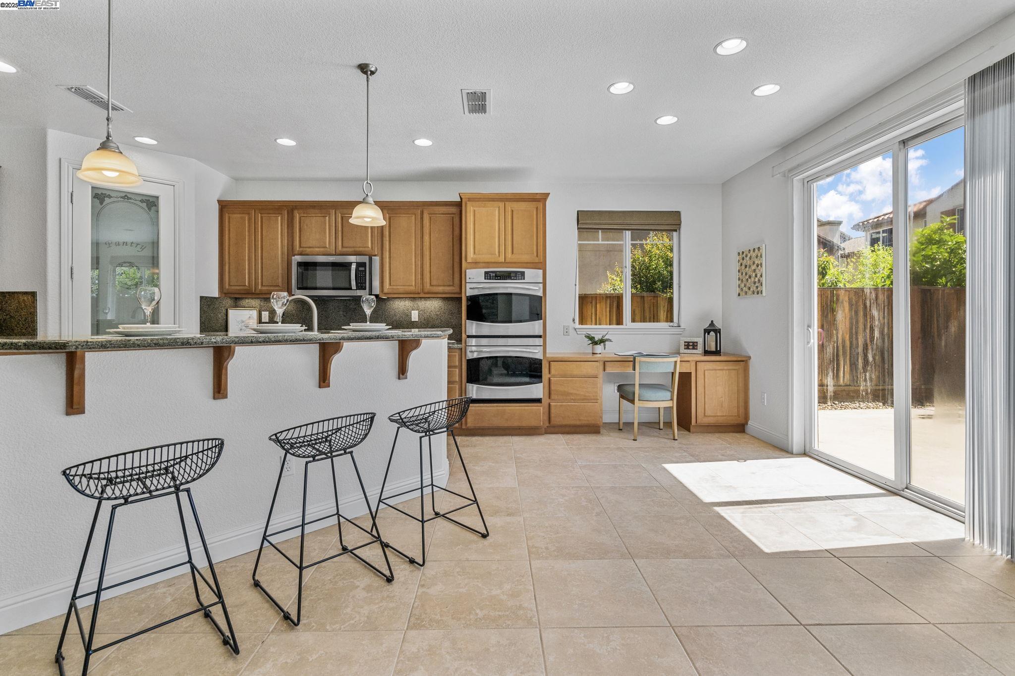 Detail Gallery Image 22 of 57 For 408 N Sierra Madre St, Mountain House,  CA 95391 - 4 Beds | 3 Baths