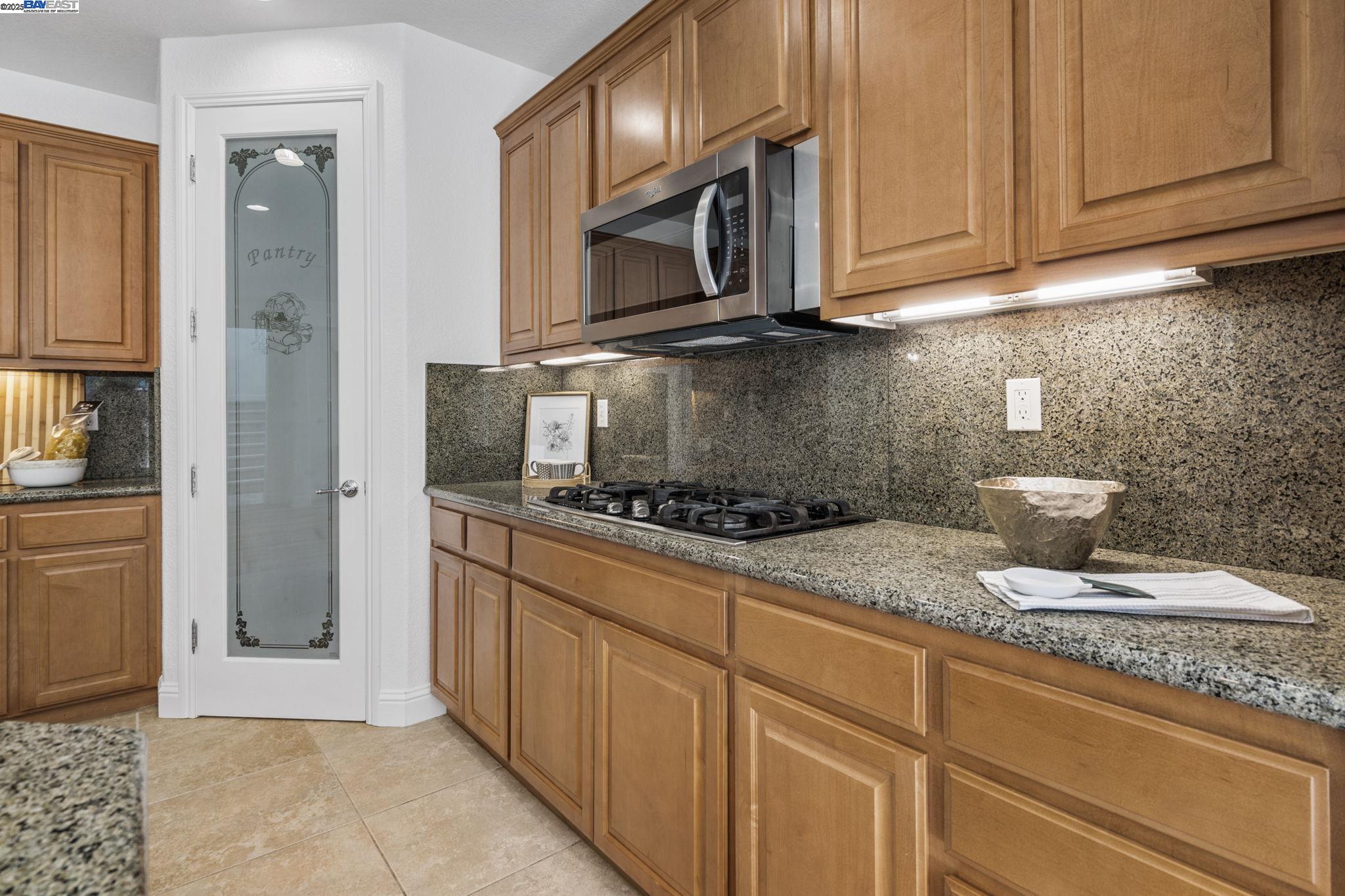 Detail Gallery Image 29 of 57 For 408 N Sierra Madre St, Mountain House,  CA 95391 - 4 Beds | 3 Baths
