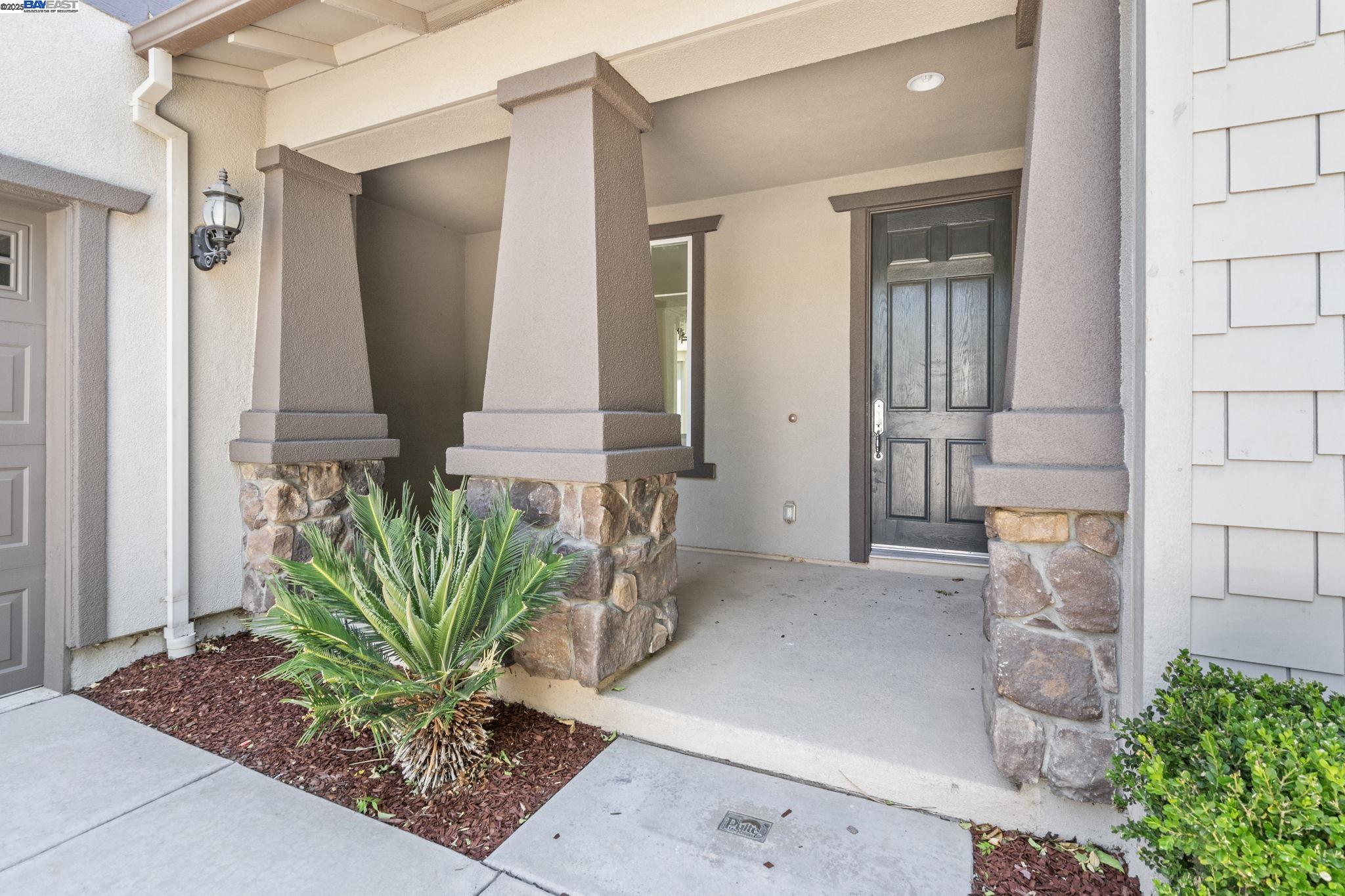 Detail Gallery Image 6 of 57 For 408 N Sierra Madre St, Mountain House,  CA 95391 - 4 Beds | 3 Baths