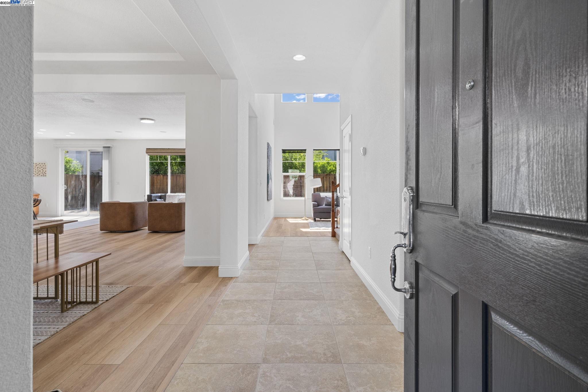 Detail Gallery Image 7 of 57 For 408 N Sierra Madre St, Mountain House,  CA 95391 - 4 Beds | 3 Baths