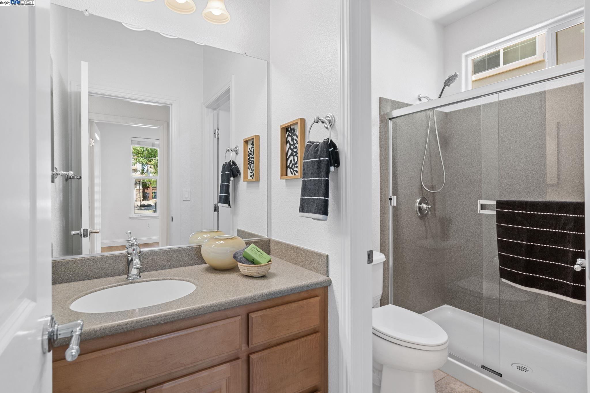 Detail Gallery Image 10 of 57 For 408 N Sierra Madre St, Mountain House,  CA 95391 - 4 Beds | 3 Baths