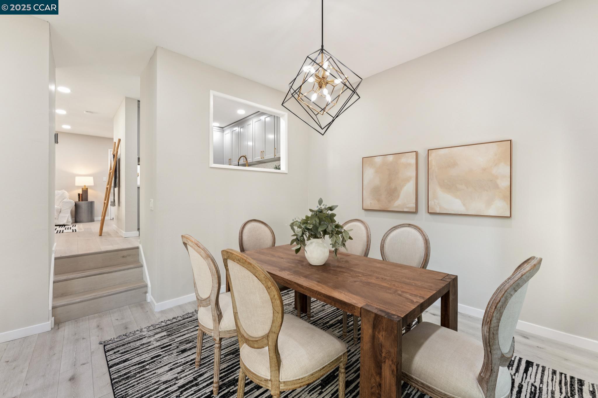 Detail Gallery Image 13 of 38 For 332 Kinross Dr, Walnut Creek,  CA 94598 - 3 Beds | 2/1 Baths