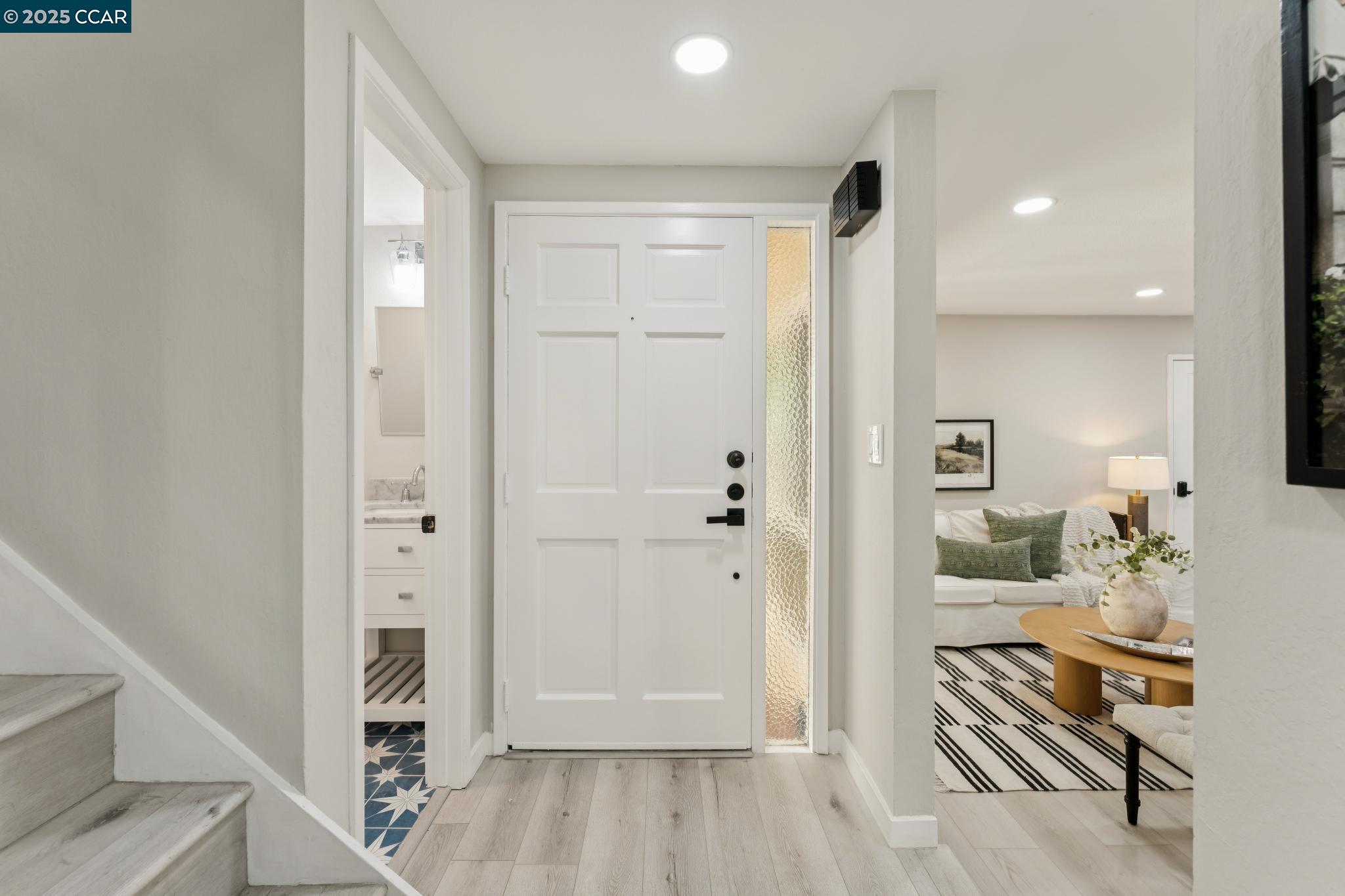 Detail Gallery Image 17 of 38 For 332 Kinross Dr, Walnut Creek,  CA 94598 - 3 Beds | 2/1 Baths