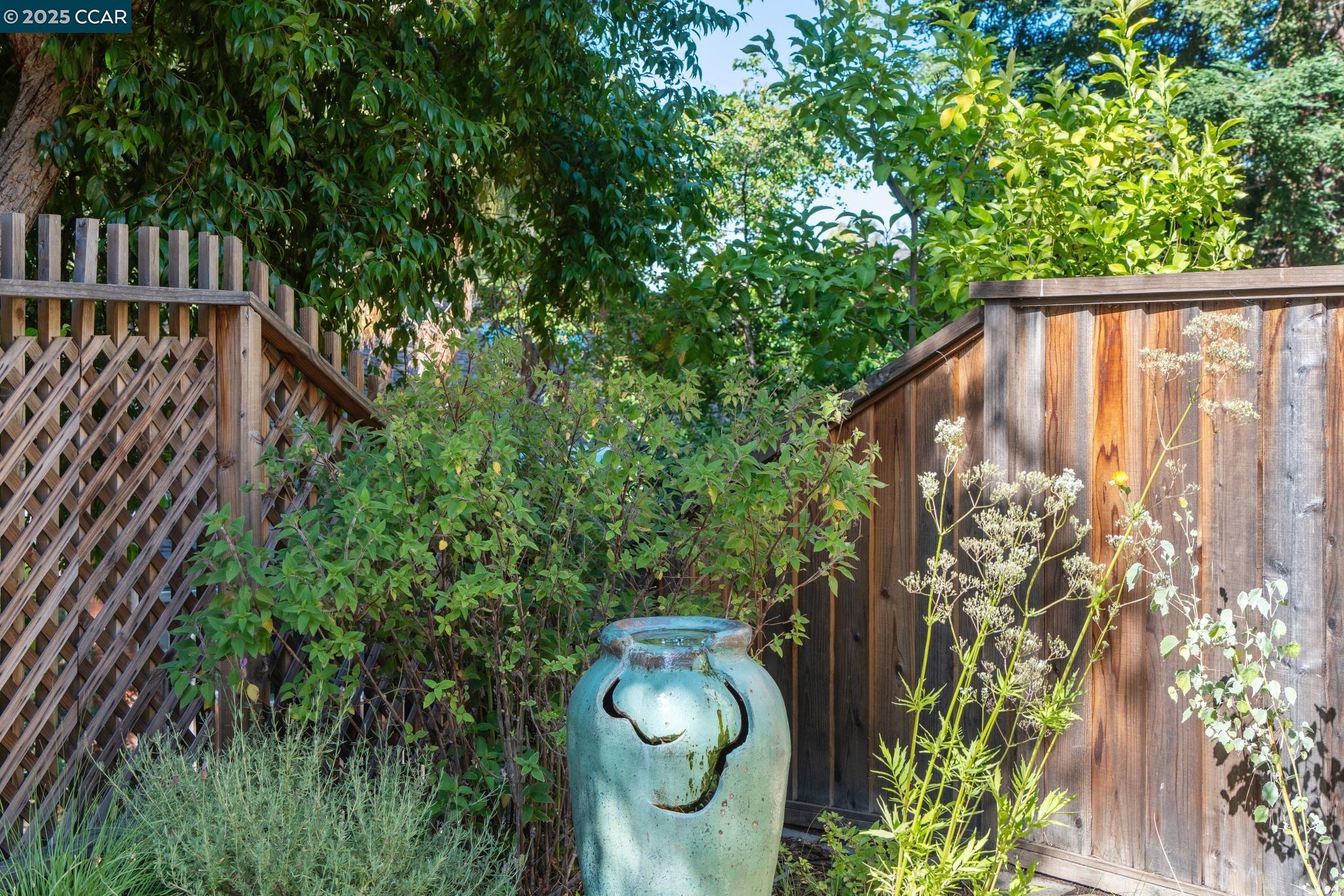 Detail Gallery Image 36 of 38 For 332 Kinross Dr, Walnut Creek,  CA 94598 - 3 Beds | 2/1 Baths