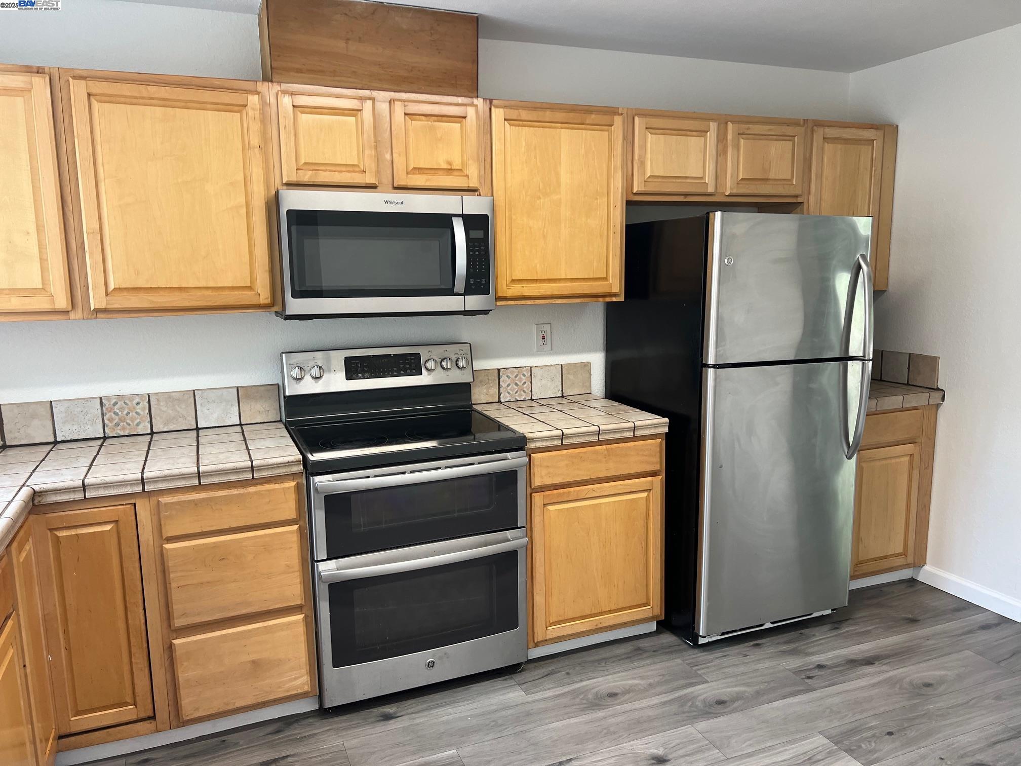MLS: 41100934 Condo For Sale