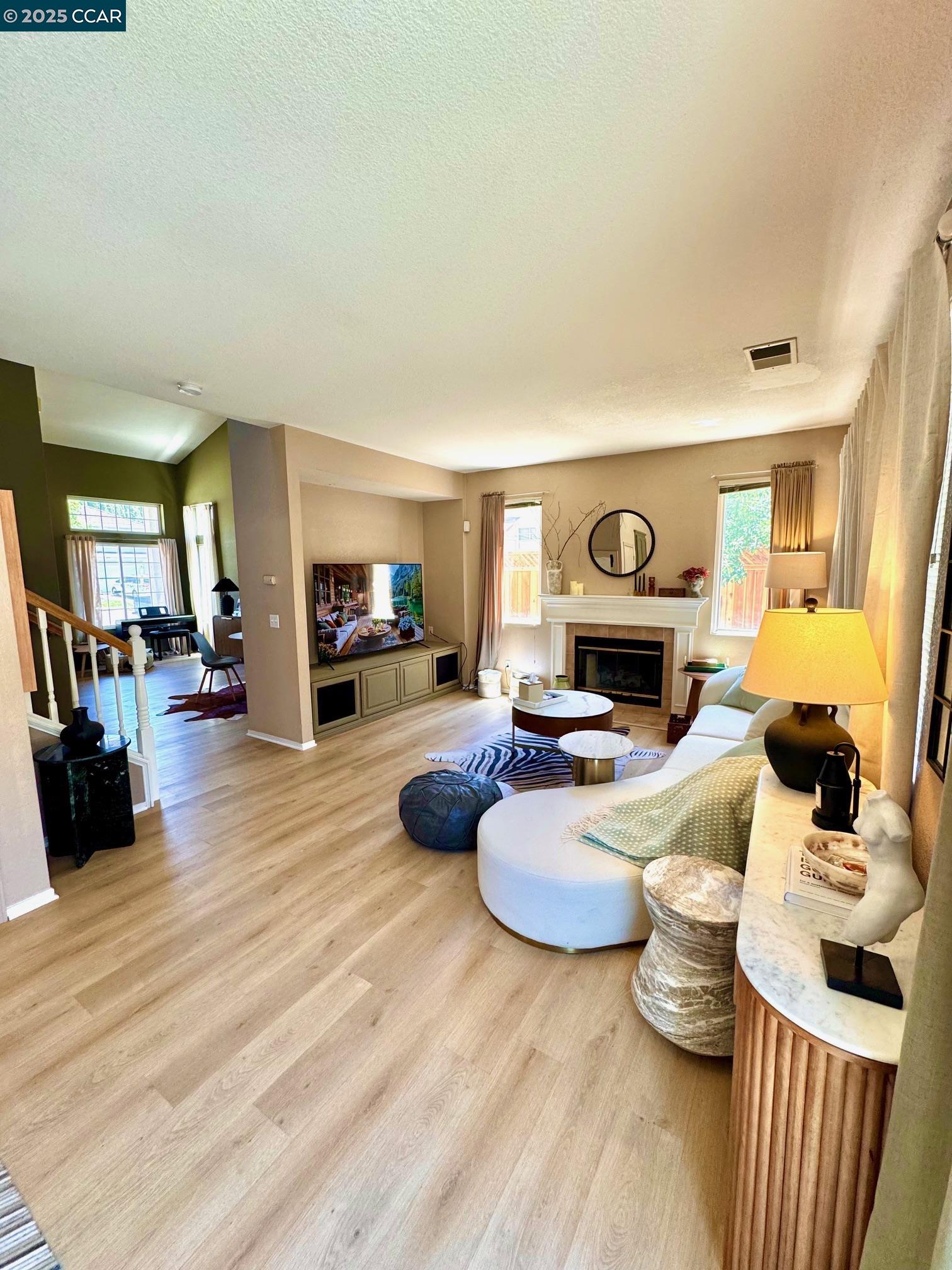 Detail Gallery Image 6 of 17 For 1481 Heatherfield Way, Tracy,  CA 95376 - 3 Beds | 2/1 Baths