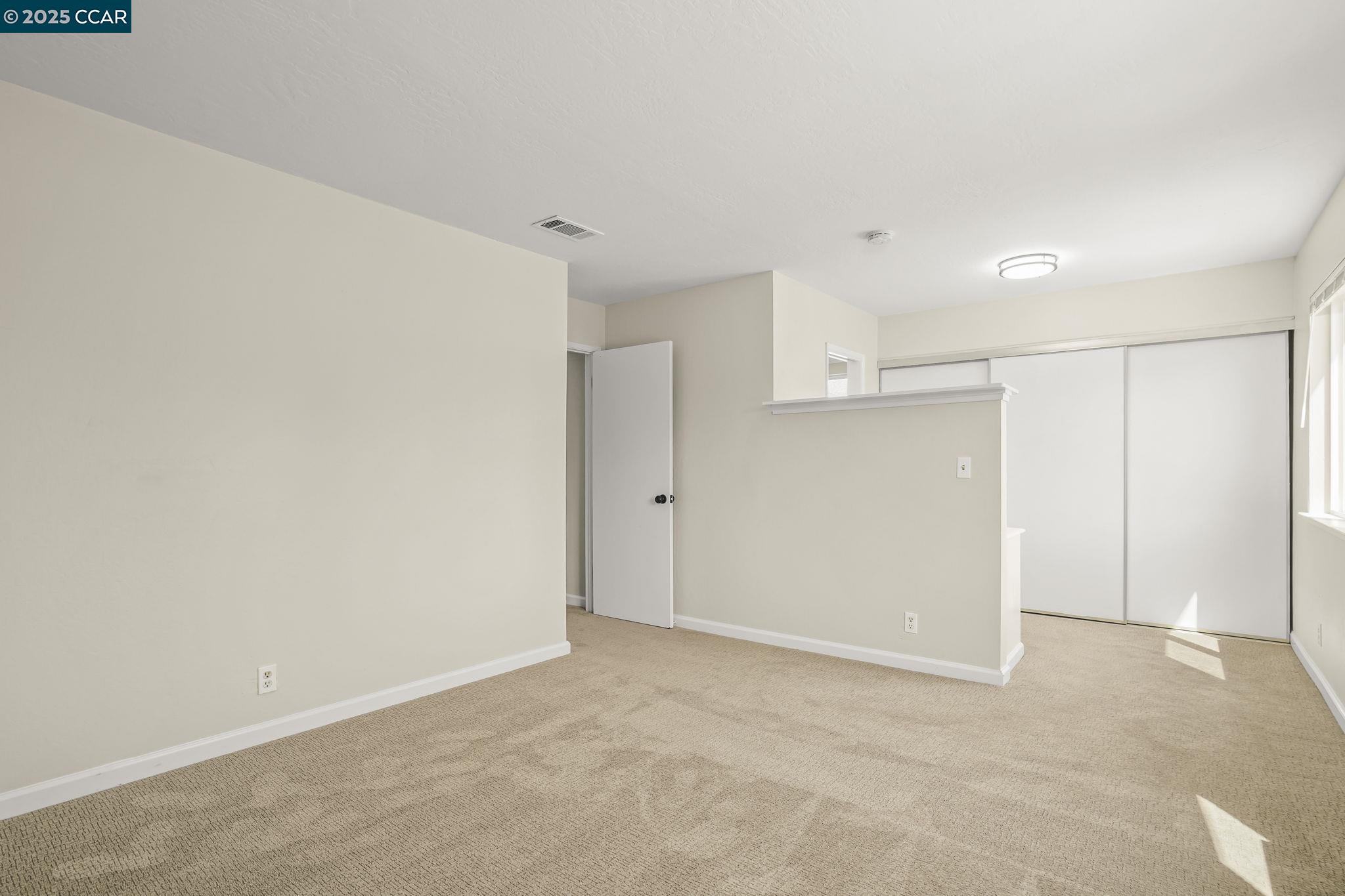 Detail Gallery Image 21 of 37 For 715 Graymont Circle, Concord,  CA 94518 - 4 Beds | 2/1 Baths