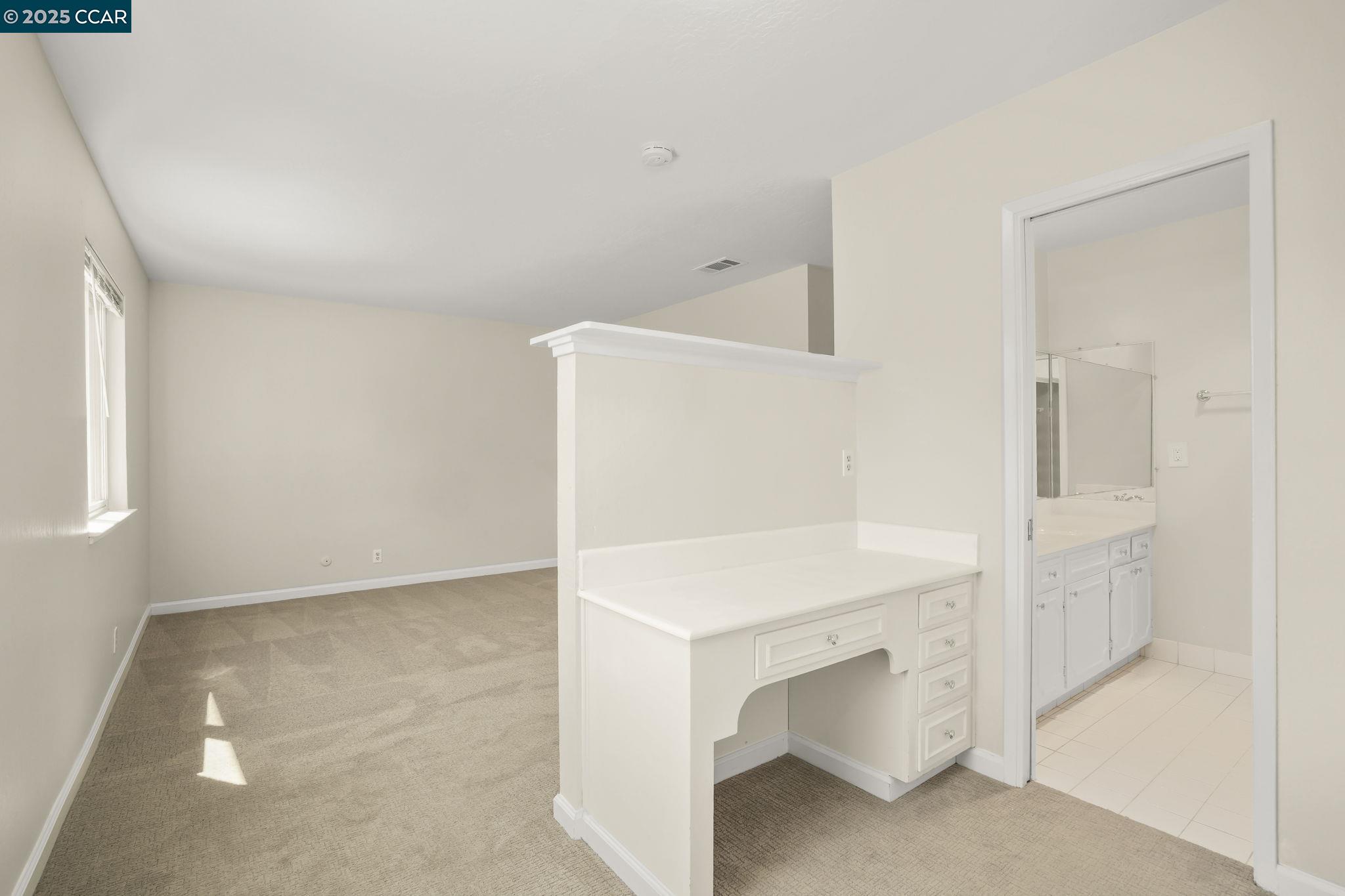 Detail Gallery Image 22 of 37 For 715 Graymont Circle, Concord,  CA 94518 - 4 Beds | 2/1 Baths