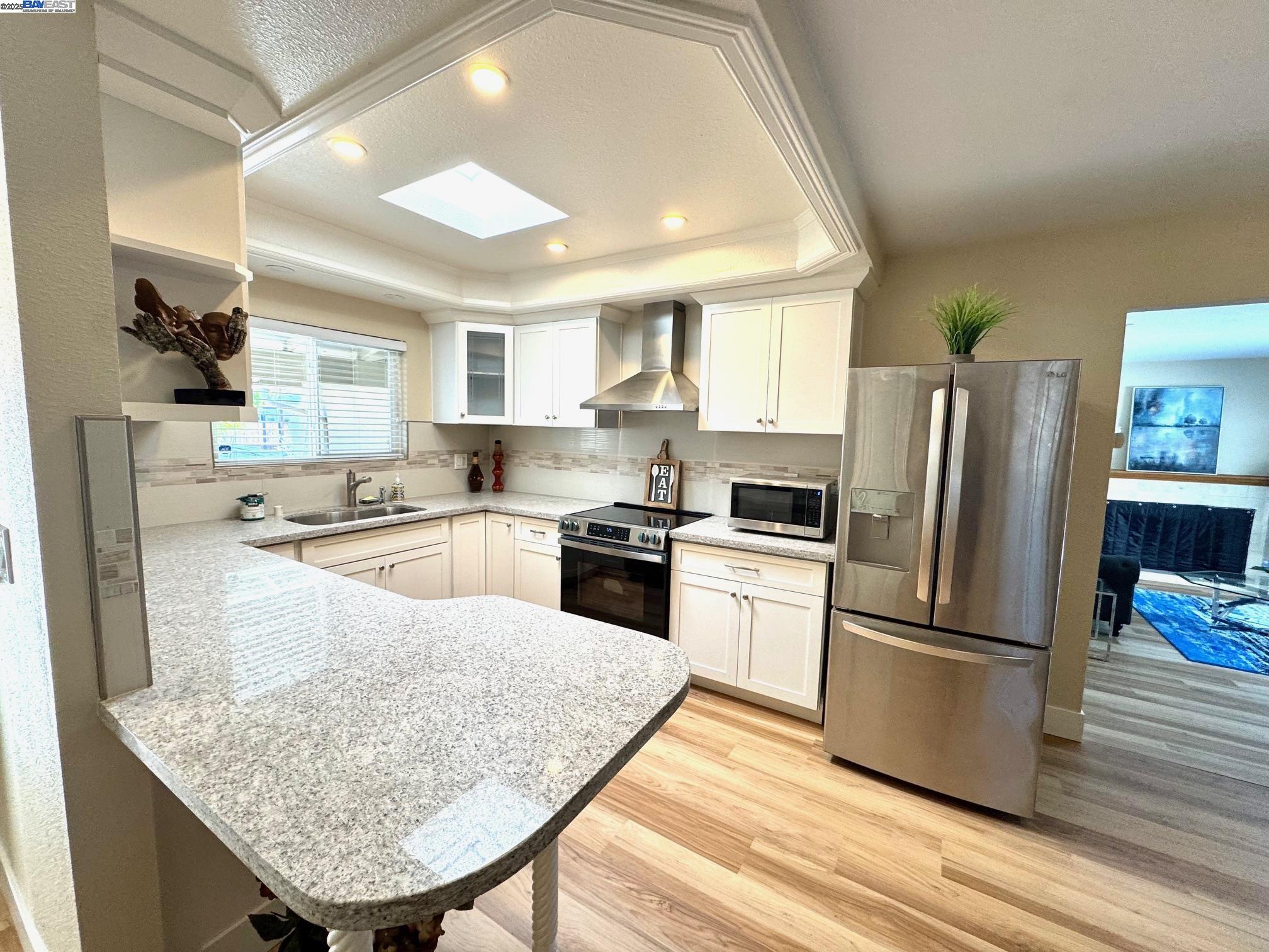Detail Gallery Image 13 of 38 For 34288 Torrington Pl, Fremont,  CA 94555 - 4 Beds | 2 Baths
