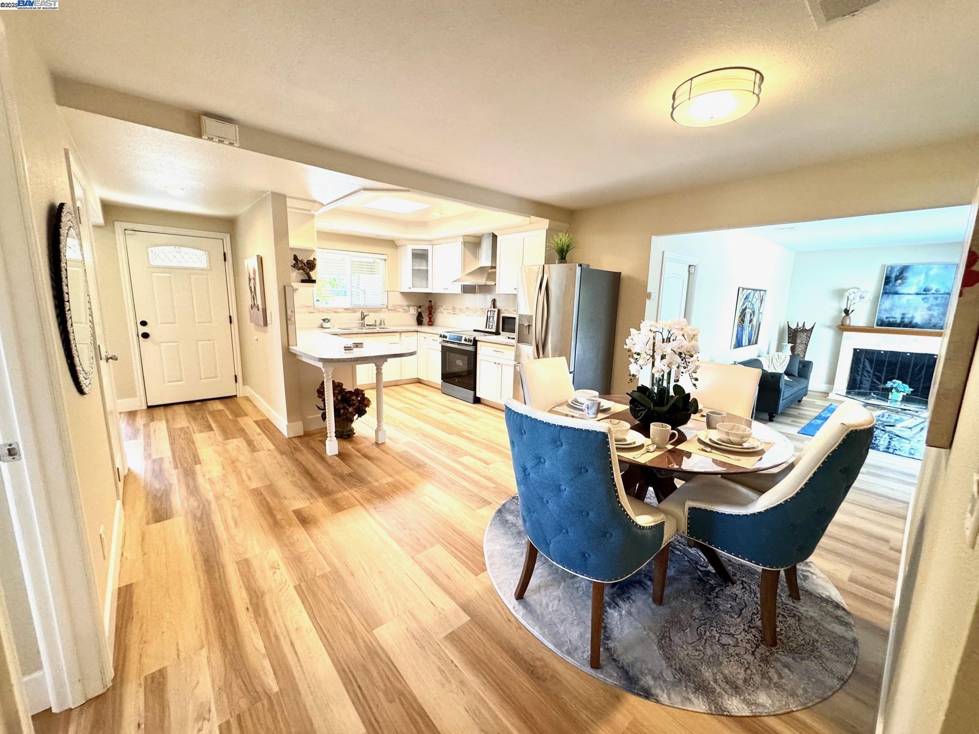 Detail Gallery Image 15 of 38 For 34288 Torrington Pl, Fremont,  CA 94555 - 4 Beds | 2 Baths