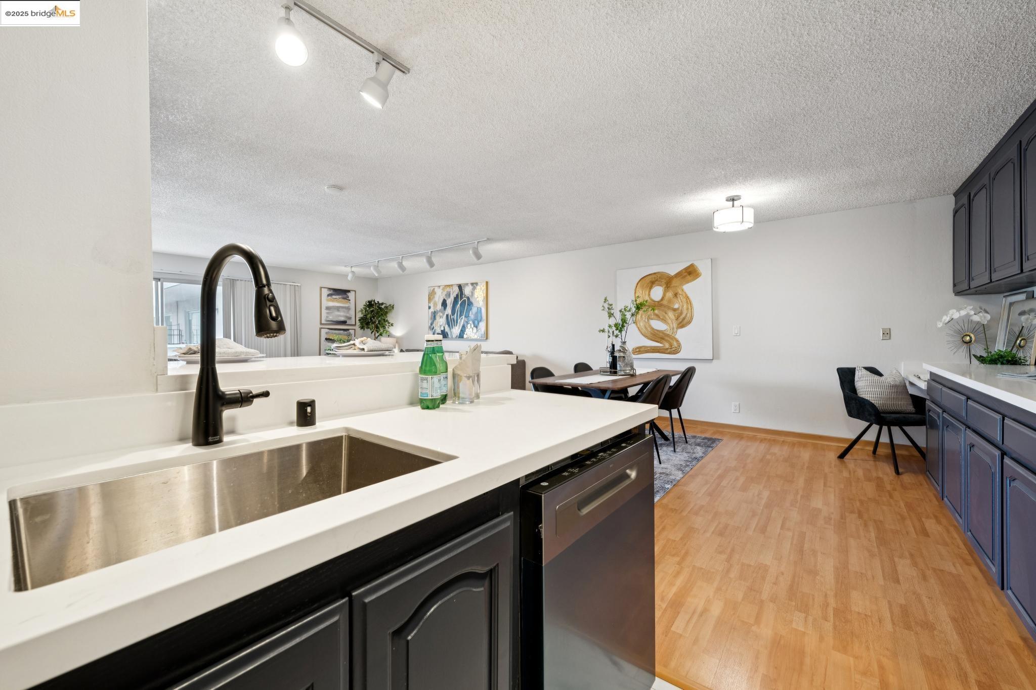 Photo #27: 41100954 Listing: Photo #27