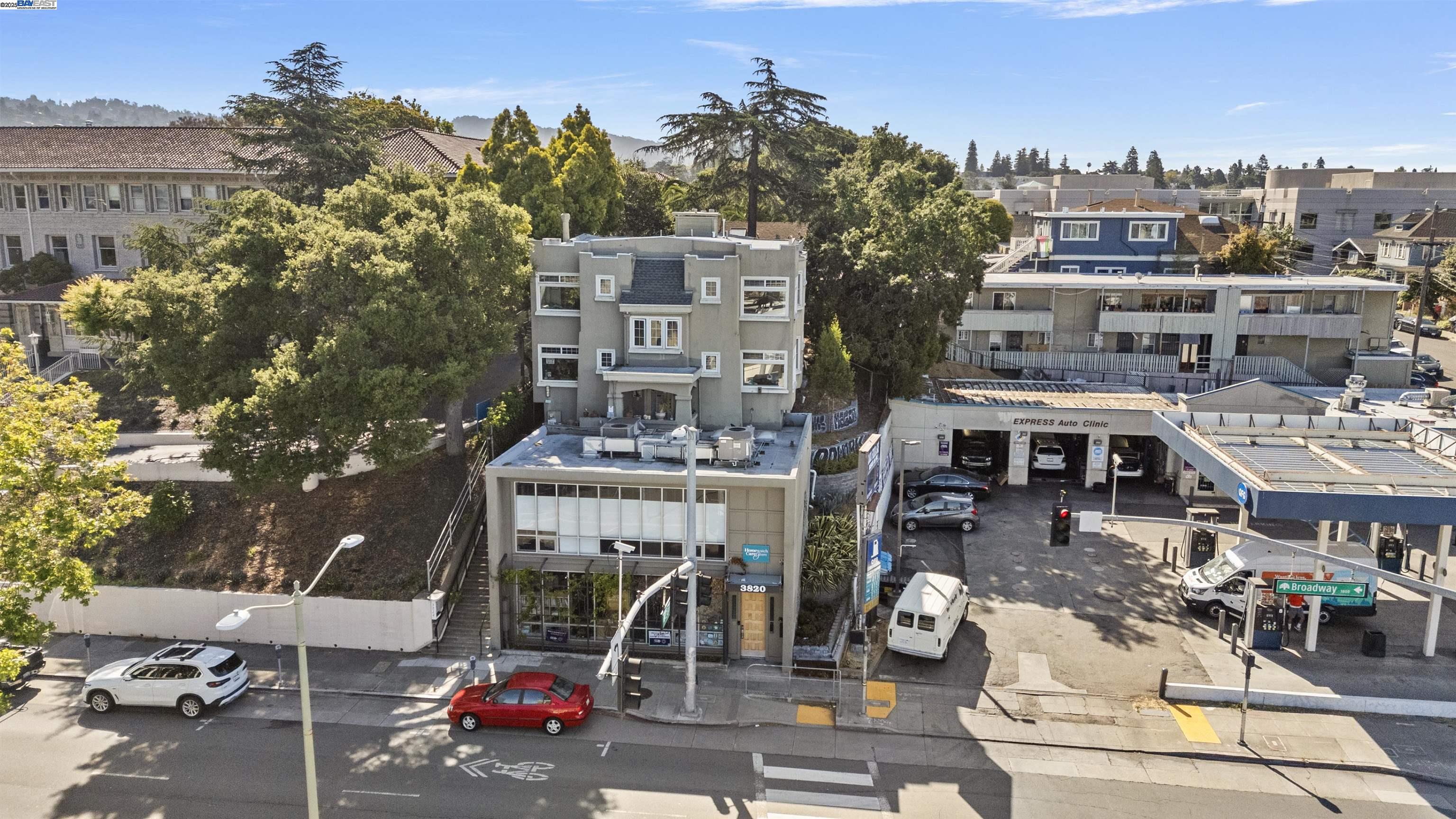 Thumbnail for 3820 Broadway, Oakland, CA 94611