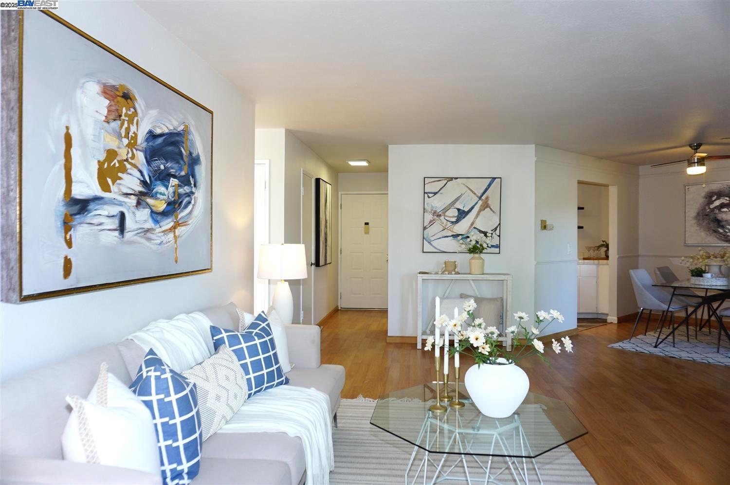 Photo #11: 41100963 Listing: Photo #11