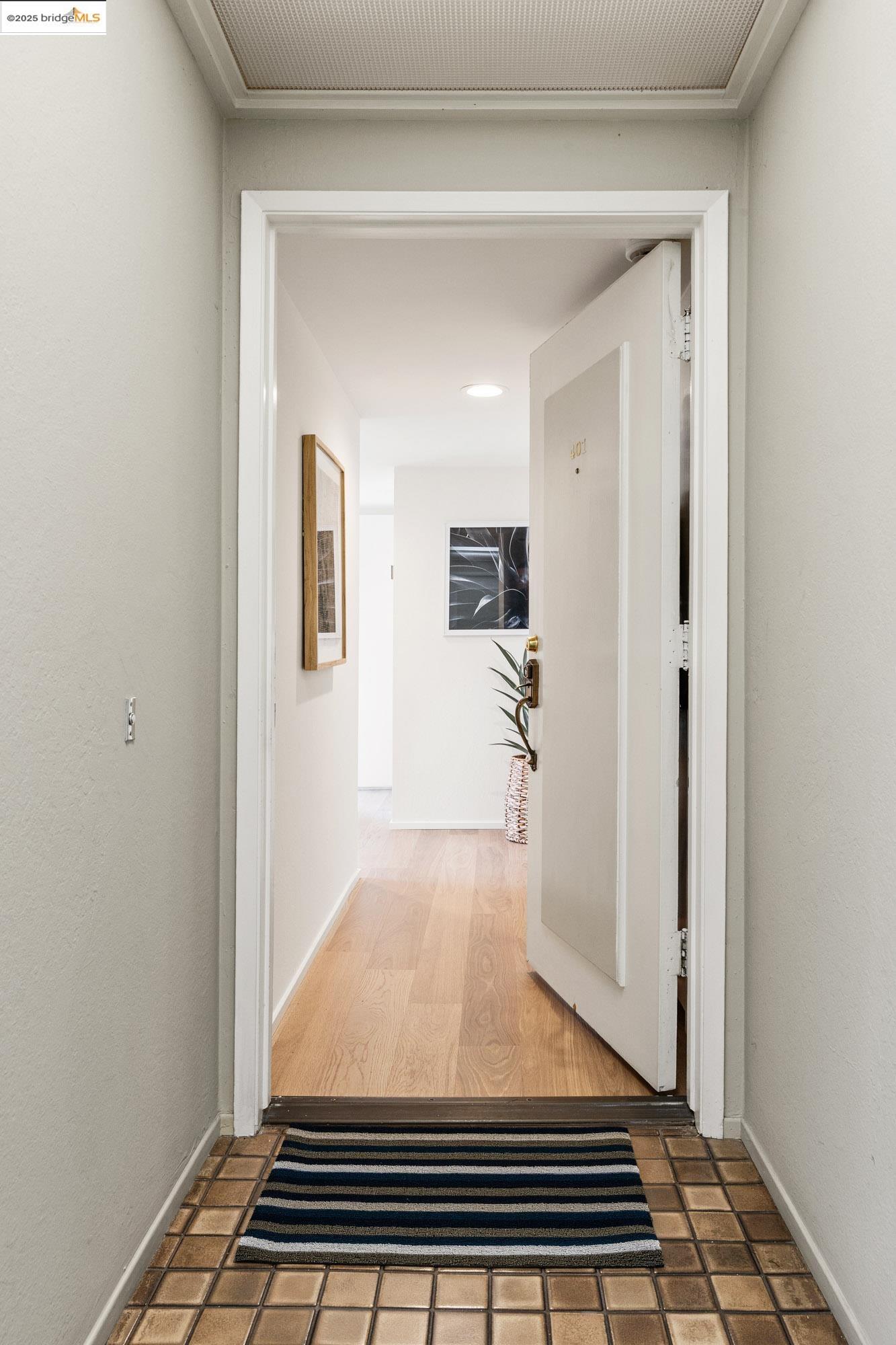 Photo #3: 41100969 Listing 