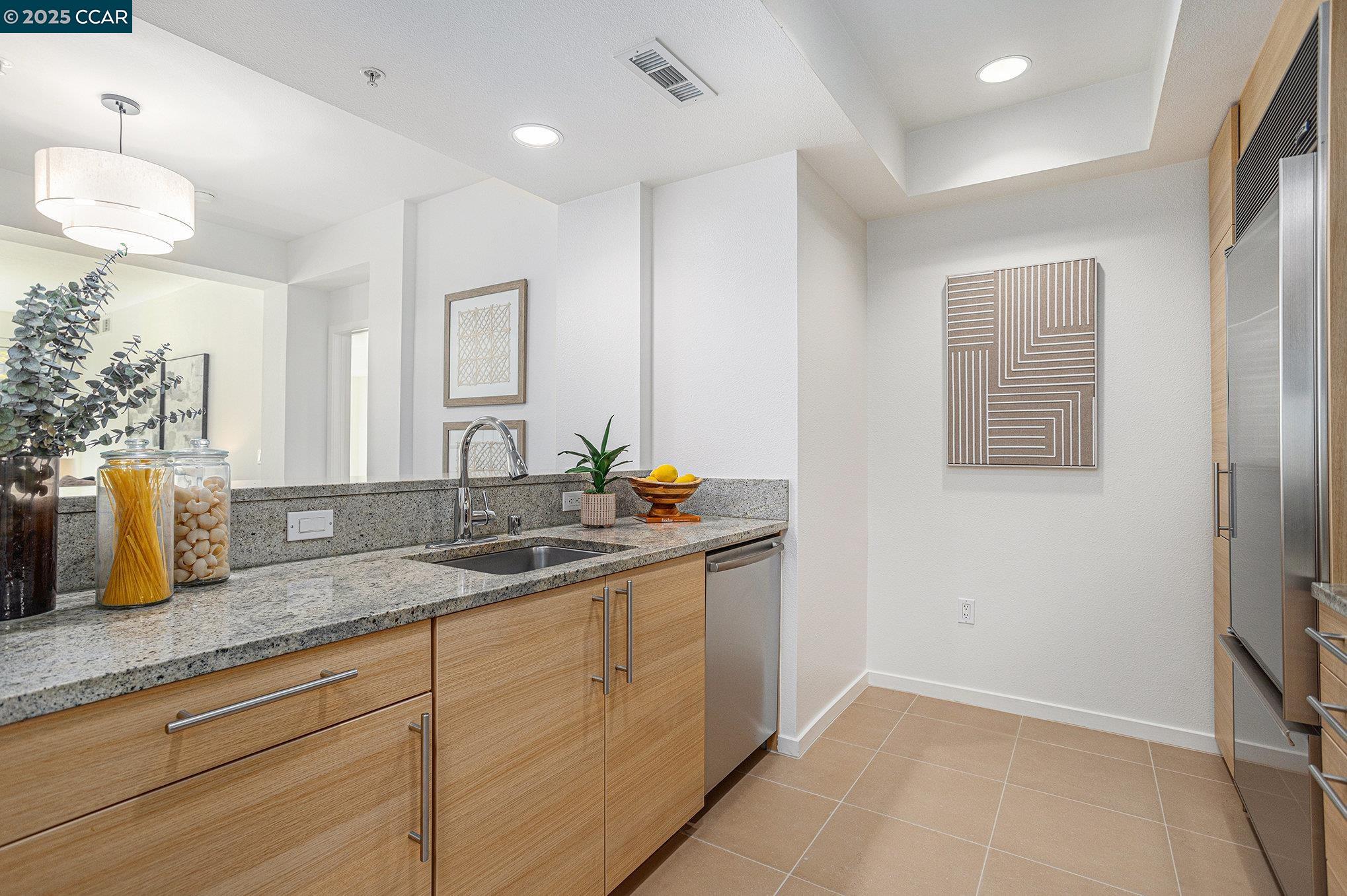 Photo #12: 41100976 Listing: Photo #12