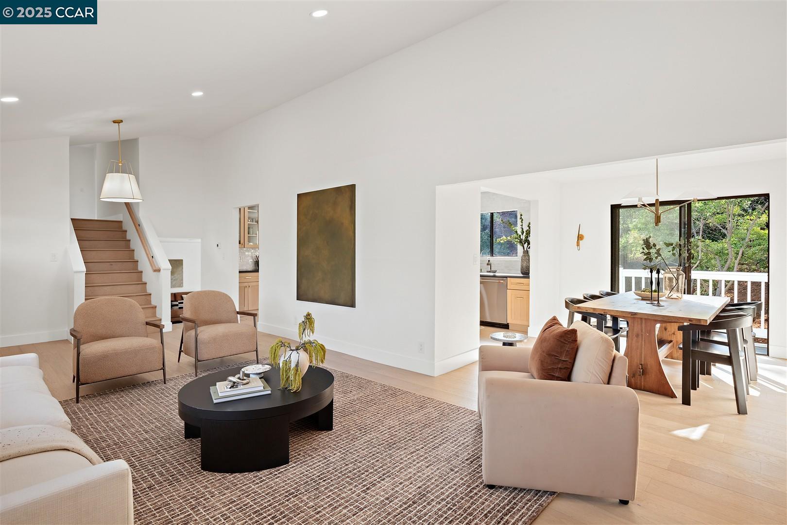 Detail Gallery Image 9 of 59 For 101 Lena Ct, Pleasant Hill,  CA 94523 - 4 Beds | 3 Baths