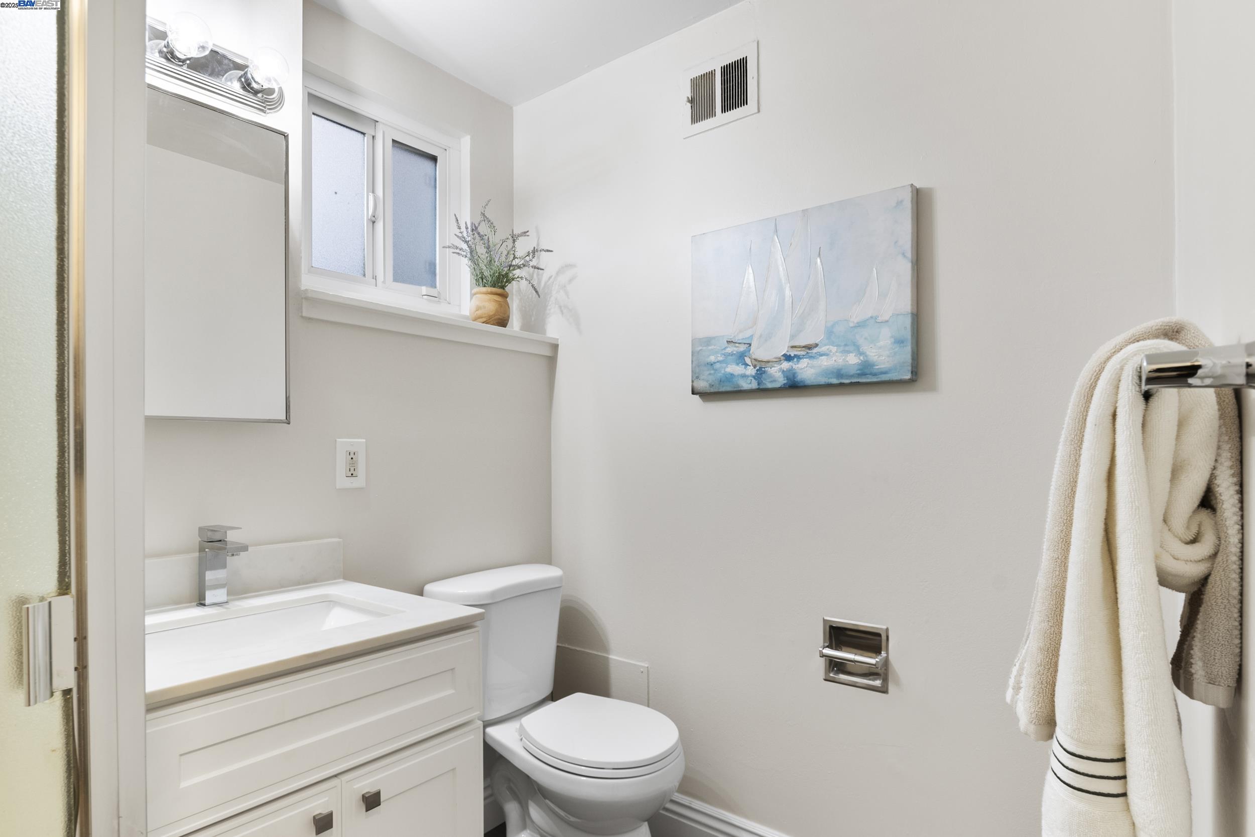 Detail Gallery Image 28 of 44 For 5176 Proctor Rd, Castro Valley,  CA 94546 - 3 Beds | 2 Baths