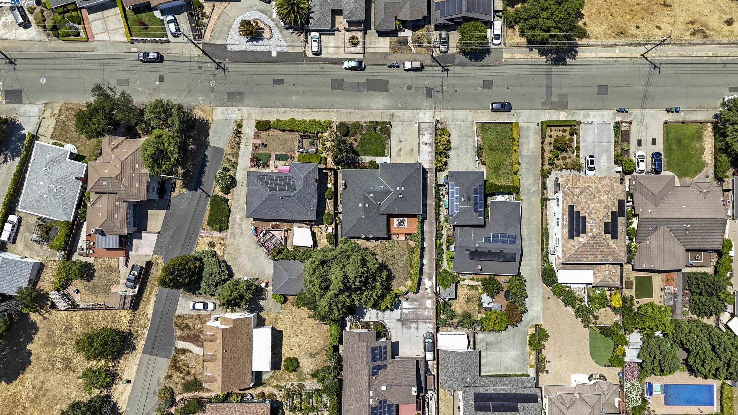 Detail Gallery Image 40 of 44 For 5176 Proctor Rd, Castro Valley,  CA 94546 - 3 Beds | 2 Baths