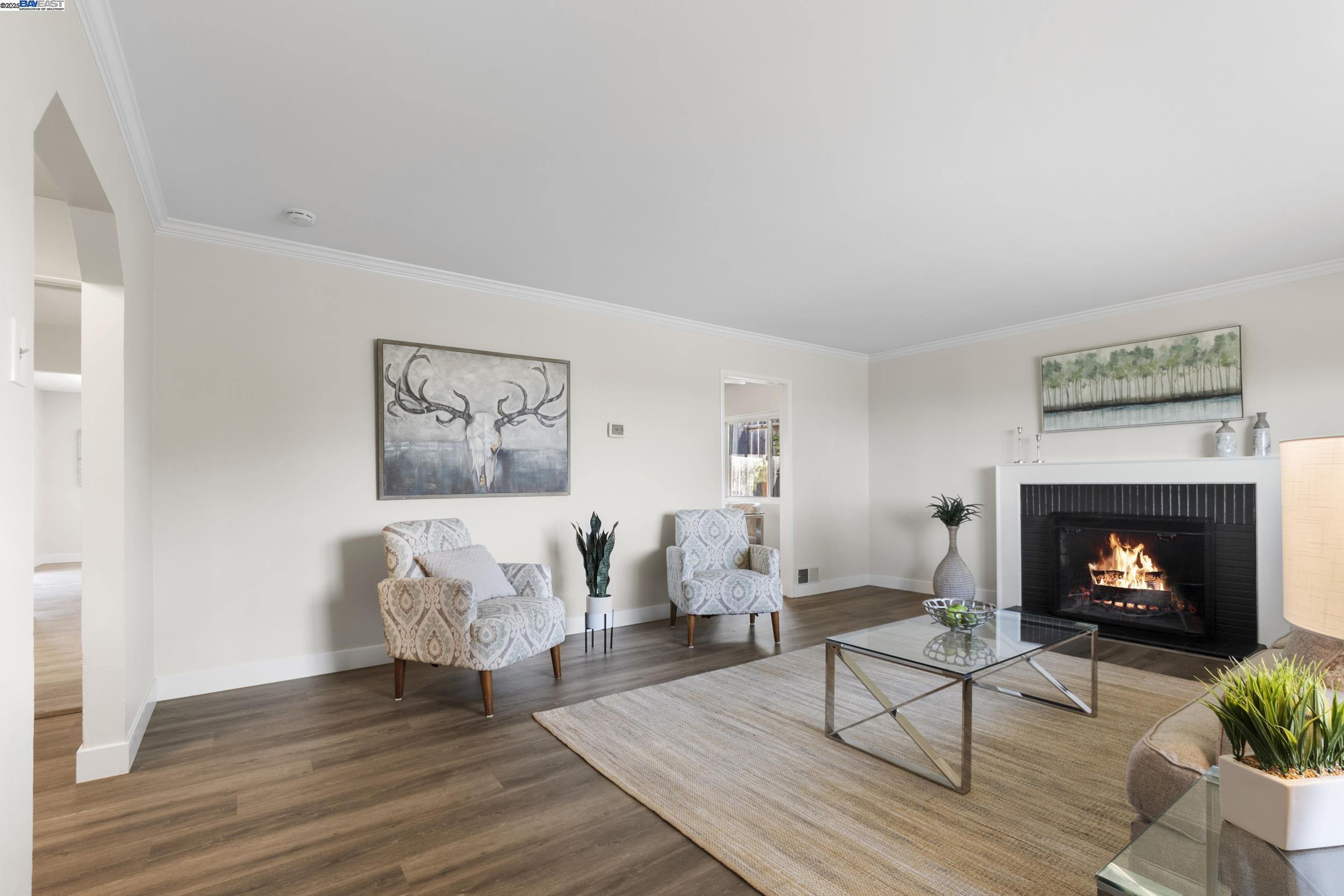 Detail Gallery Image 5 of 44 For 5176 Proctor Rd, Castro Valley,  CA 94546 - 3 Beds | 2 Baths