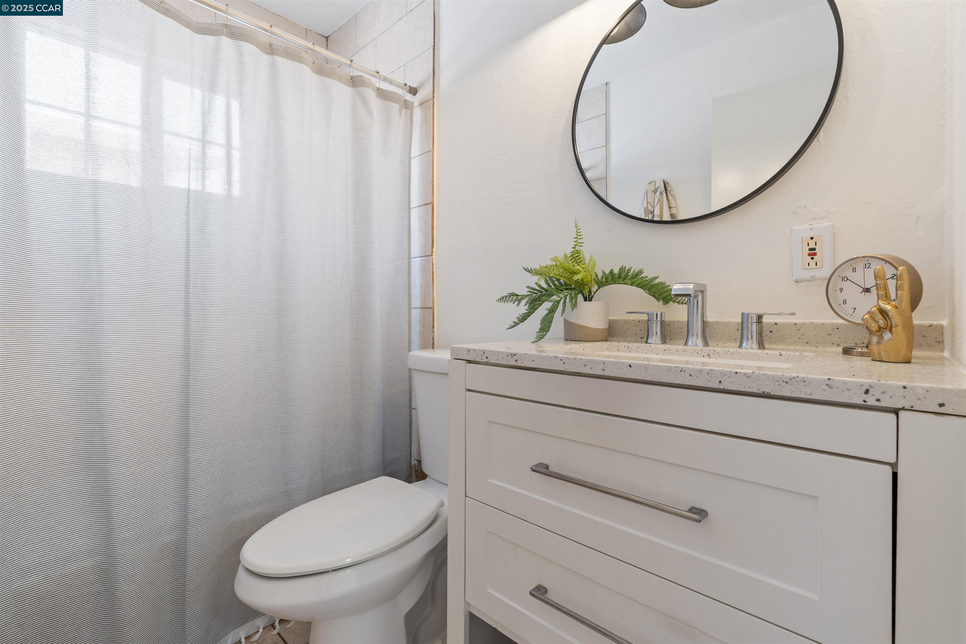 Detail Gallery Image 22 of 43 For 334 S 25th St, Richmond,  CA 94804 - 5 Beds | 3 Baths