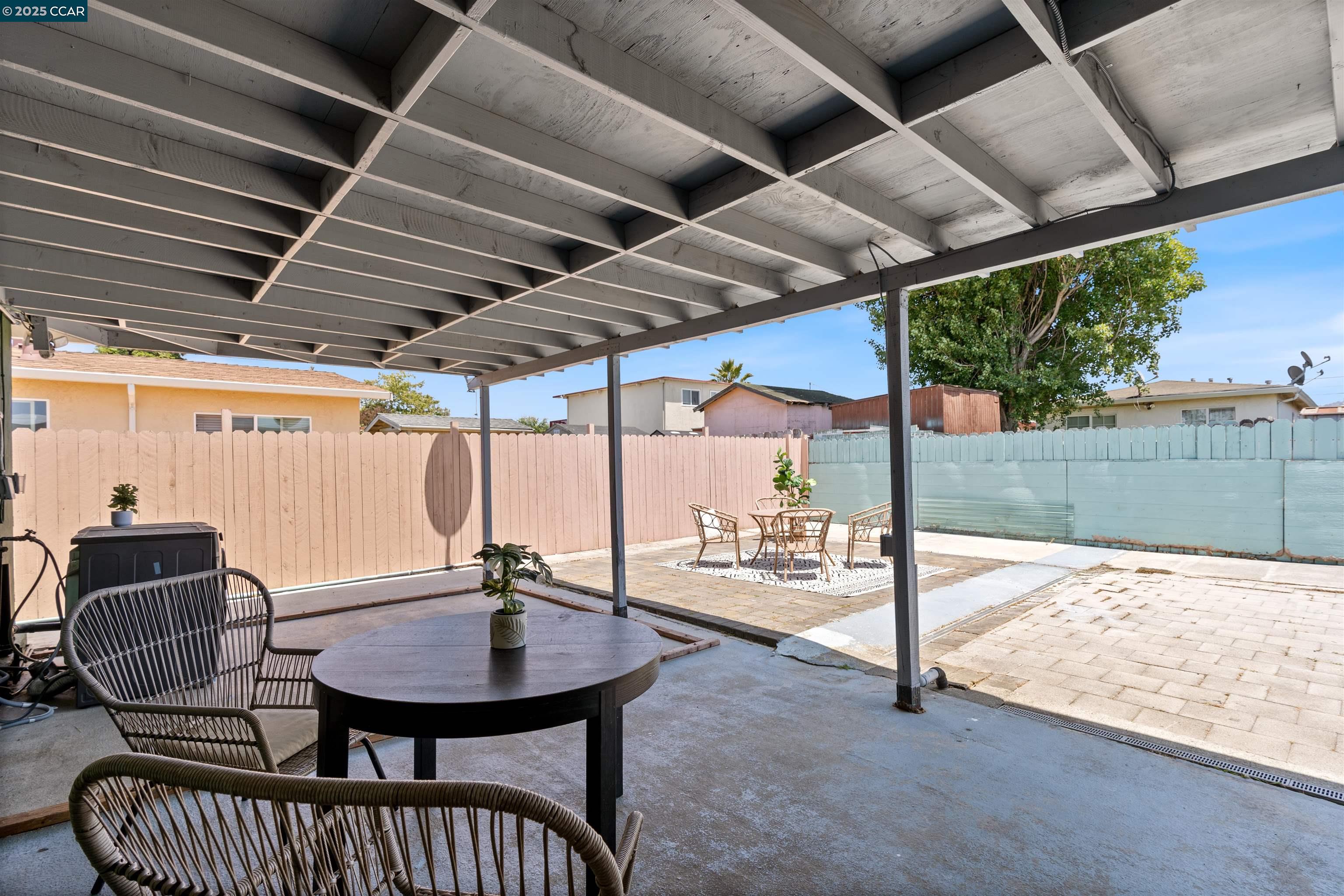 Detail Gallery Image 37 of 43 For 334 S 25th St, Richmond,  CA 94804 - 5 Beds | 3 Baths