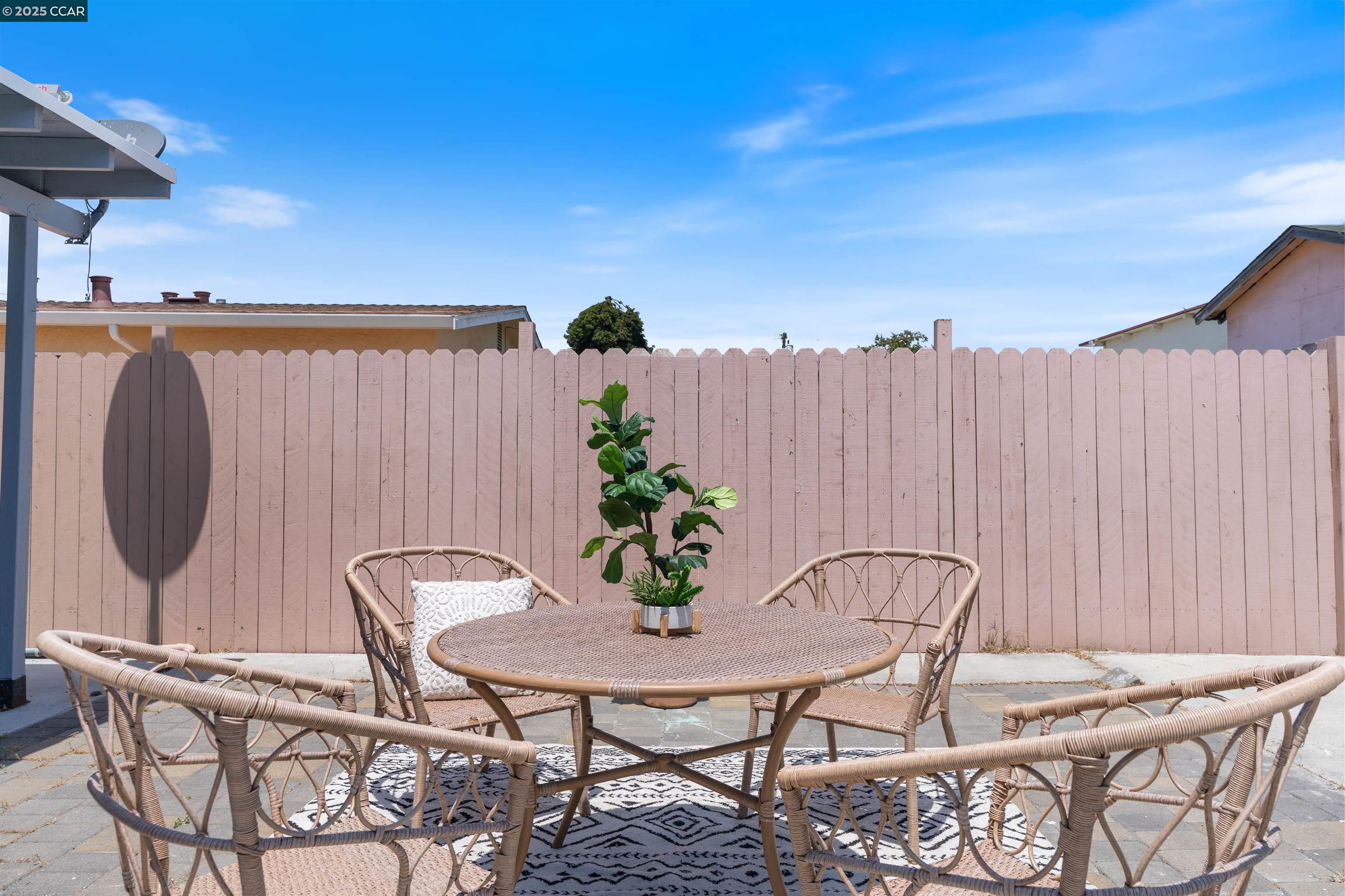 Detail Gallery Image 39 of 43 For 334 S 25th St, Richmond,  CA 94804 - 5 Beds | 3 Baths