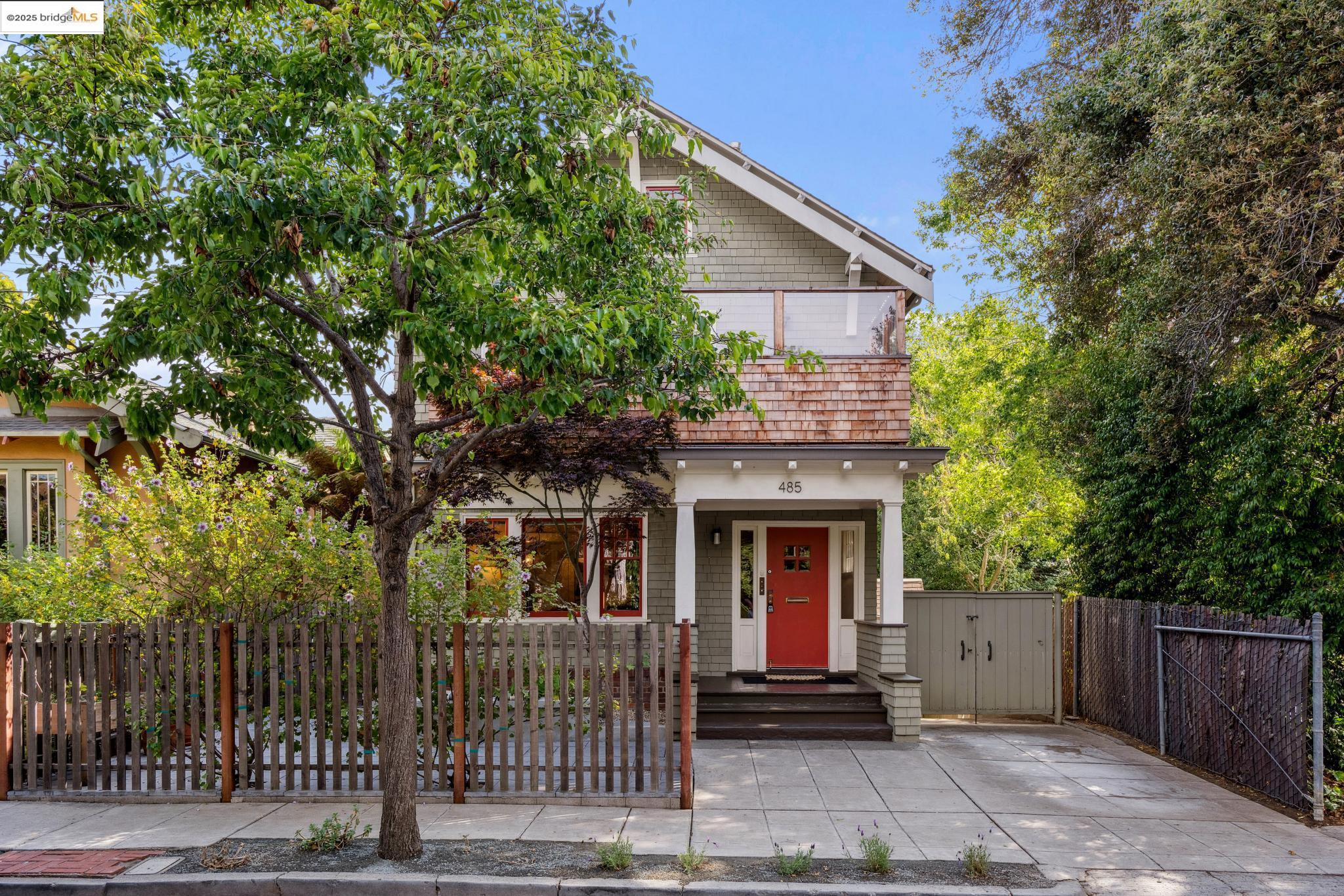 Thumbnail for 485 Hardy St, Oakland, CA 94618