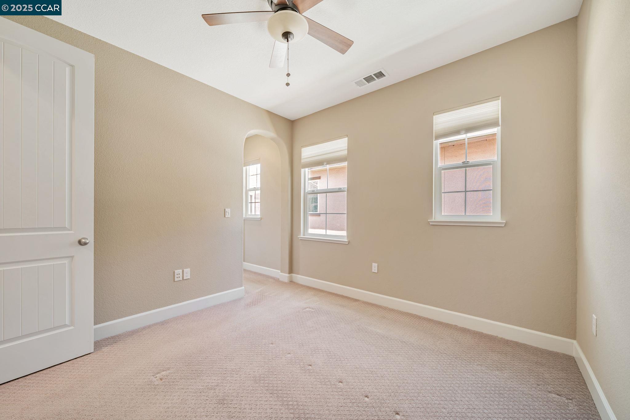 2063 Poinsettia St, San Ramon, California 94582, 4 Bedrooms Bedrooms, 10 Rooms Rooms,3 BathroomsBathrooms,Residential Lease,For Rent,2063 Poinsettia St,41100994
