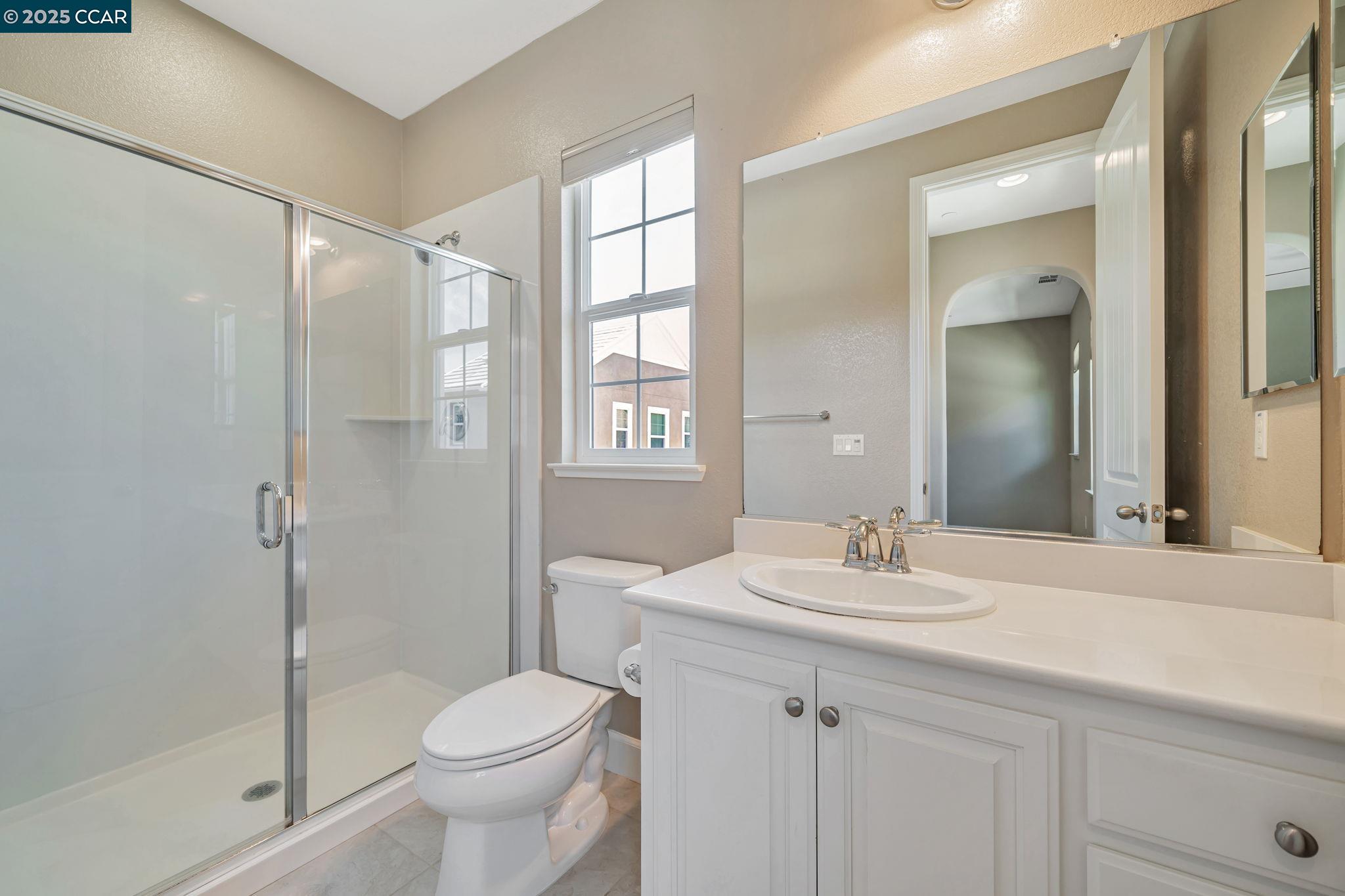 2063 Poinsettia St, San Ramon, California 94582, 4 Bedrooms Bedrooms, 10 Rooms Rooms,3 BathroomsBathrooms,Residential Lease,For Rent,2063 Poinsettia St,41100994
